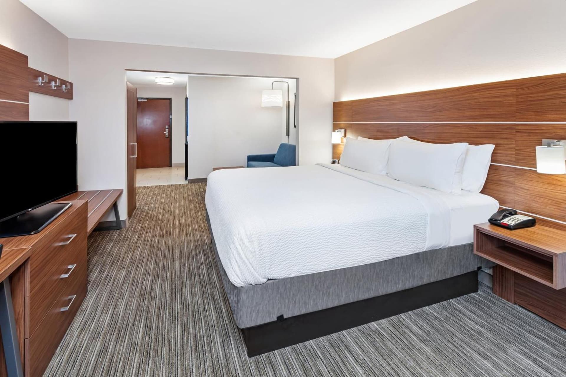 Holiday Inn Express Hotel & Suites Chicago South Lansing by IHG gallery photo in Lansing, IL — image 54
