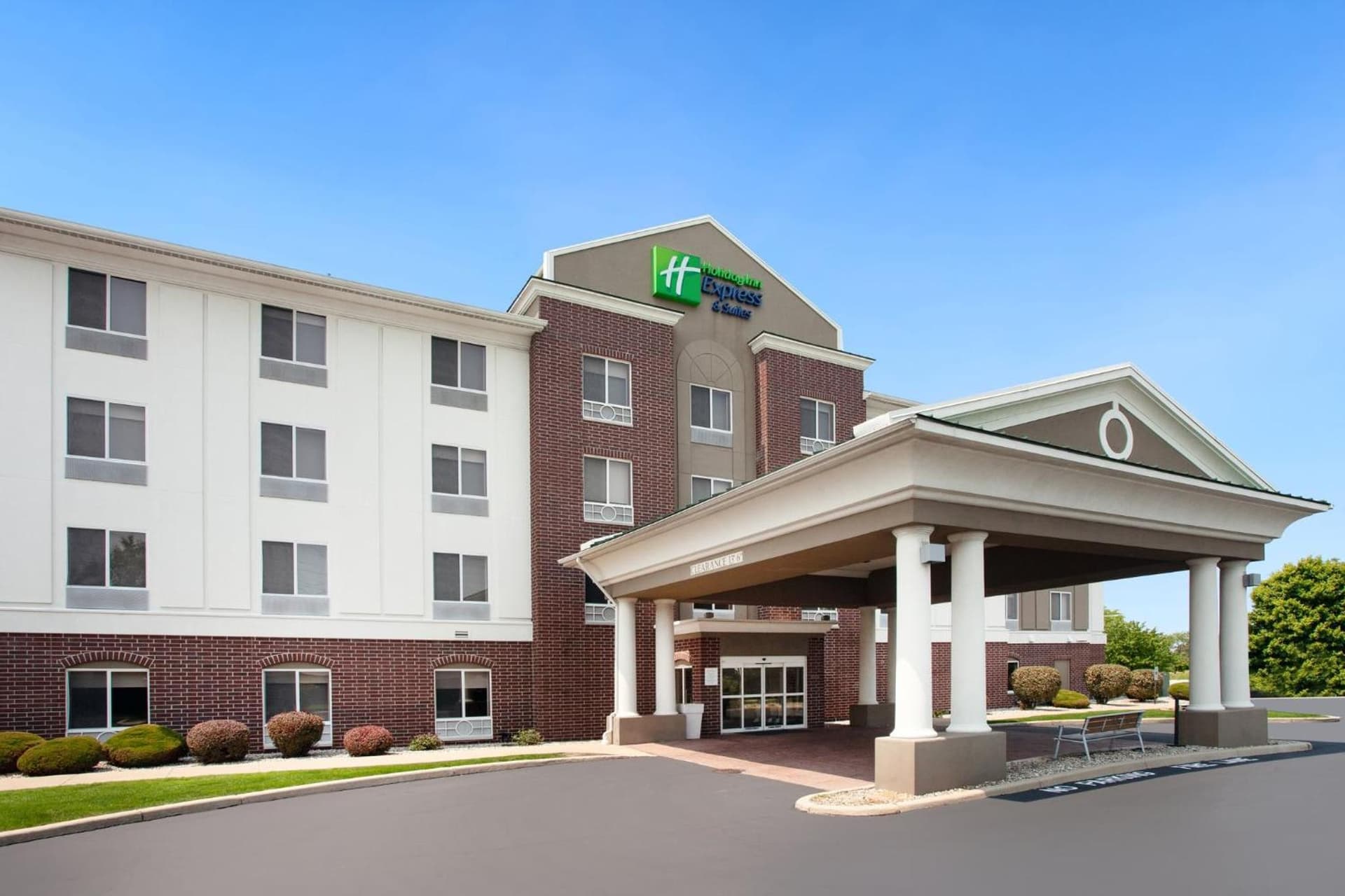 Holiday Inn Express Hotel & Suites Chicago South Lansing by IHG featured exterior or lobby in Lansing, IL — similar hotel