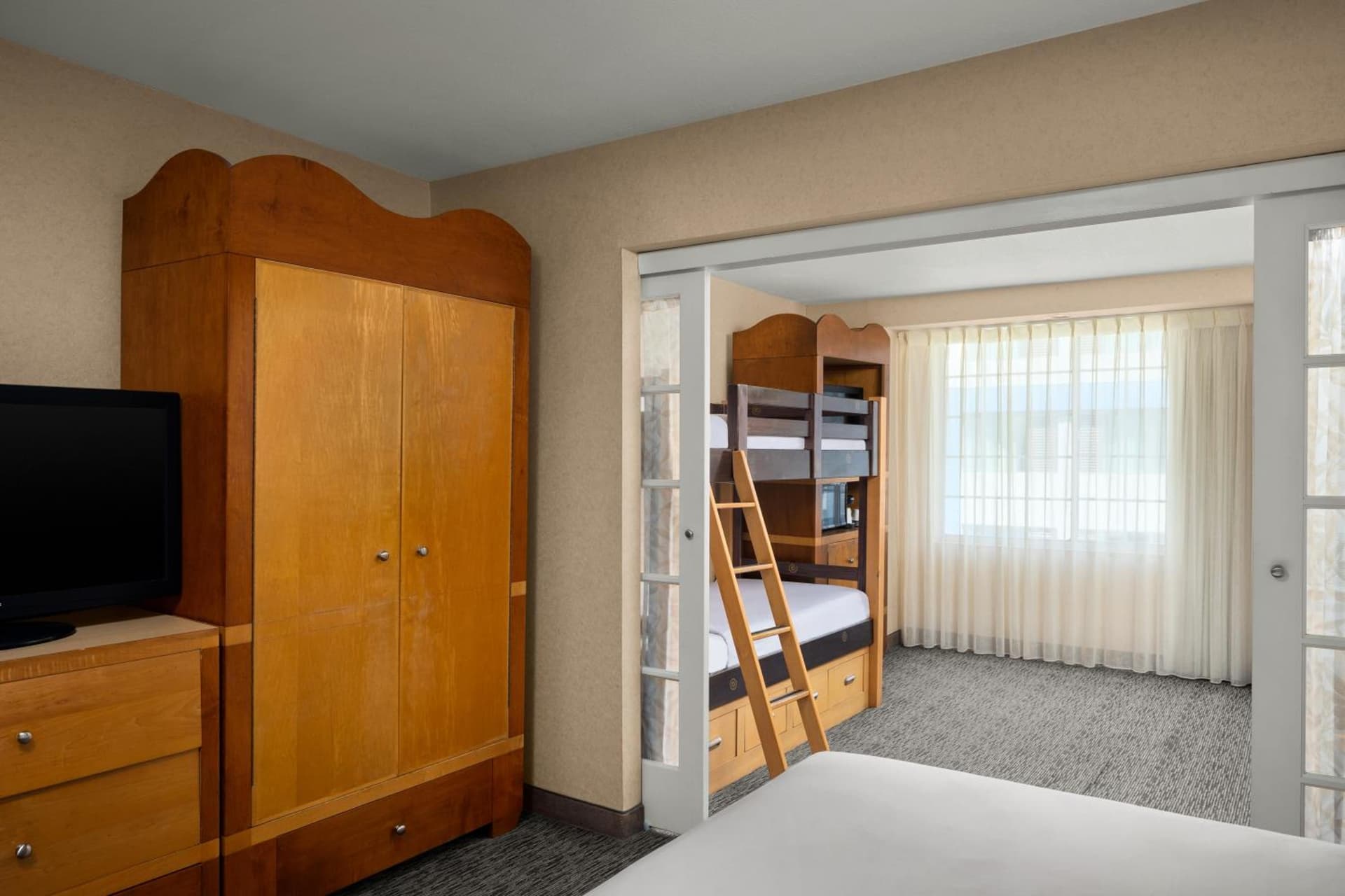 Anaheim Portofino Inn & Suites gallery photo in Anaheim, CA — image 21