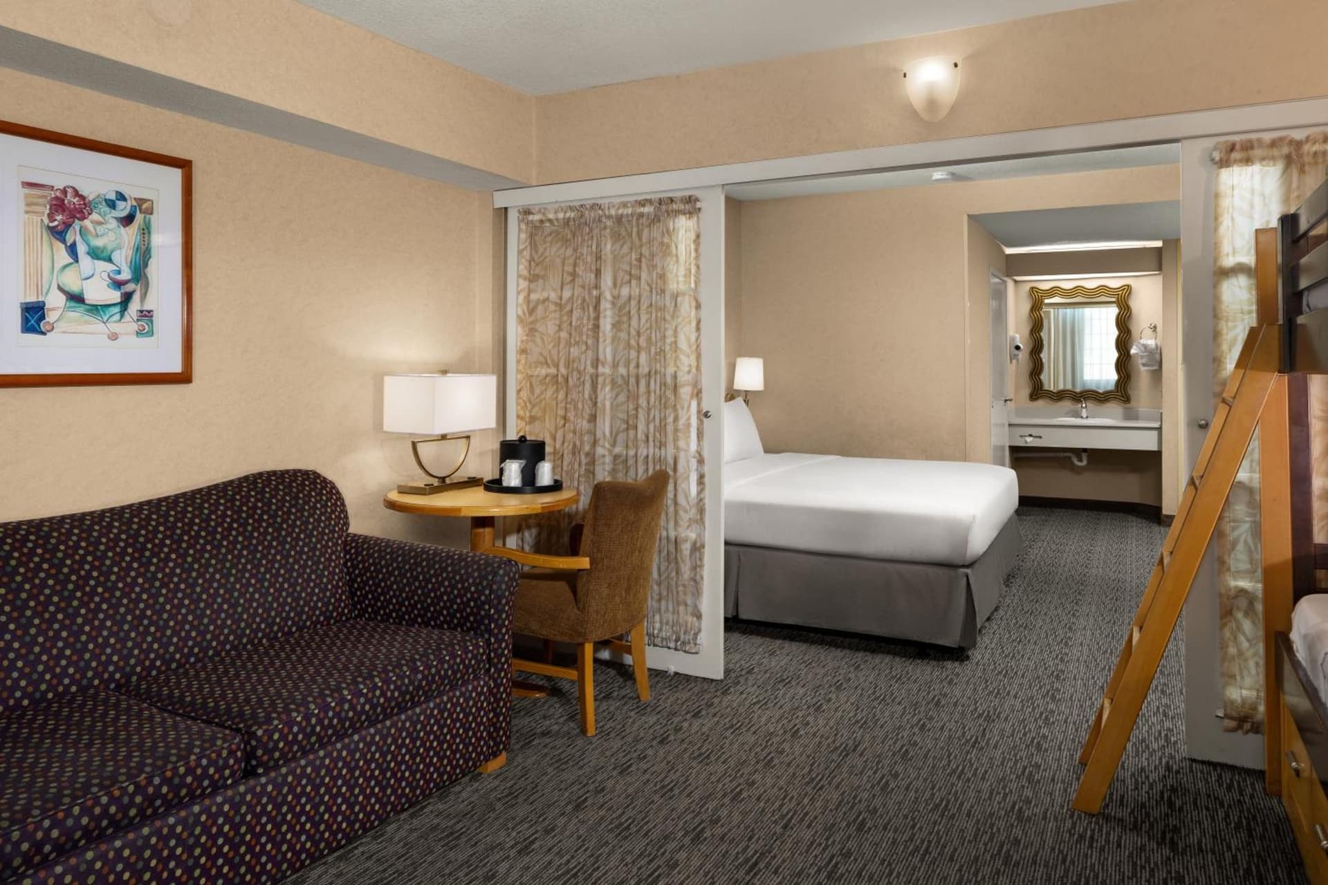 Anaheim Portofino Inn & Suites gallery photo in Anaheim, CA — image 14