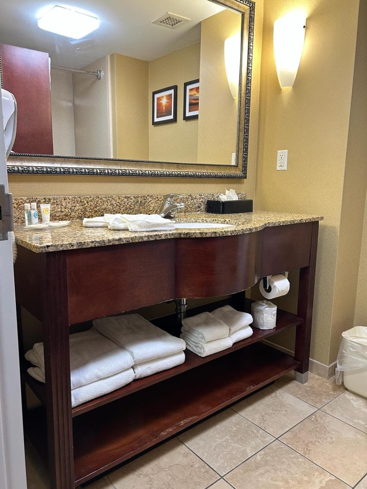 Comfort Suites Palm Bay - Melbourne gallery photo in Palm Bay, FL — image 25