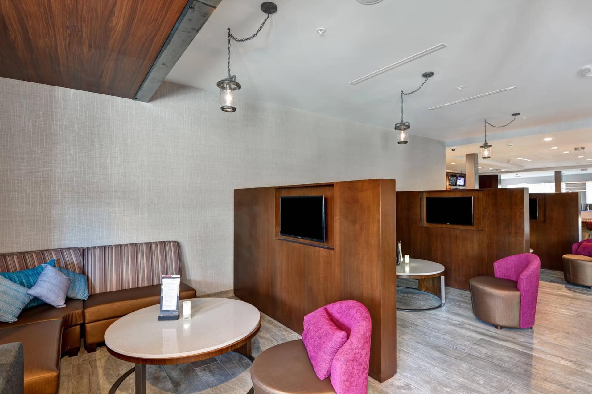 Courtyard by Marriott Long Island Islip/Courthouse Complex gallery photo in Central Islip, NY — image 28
