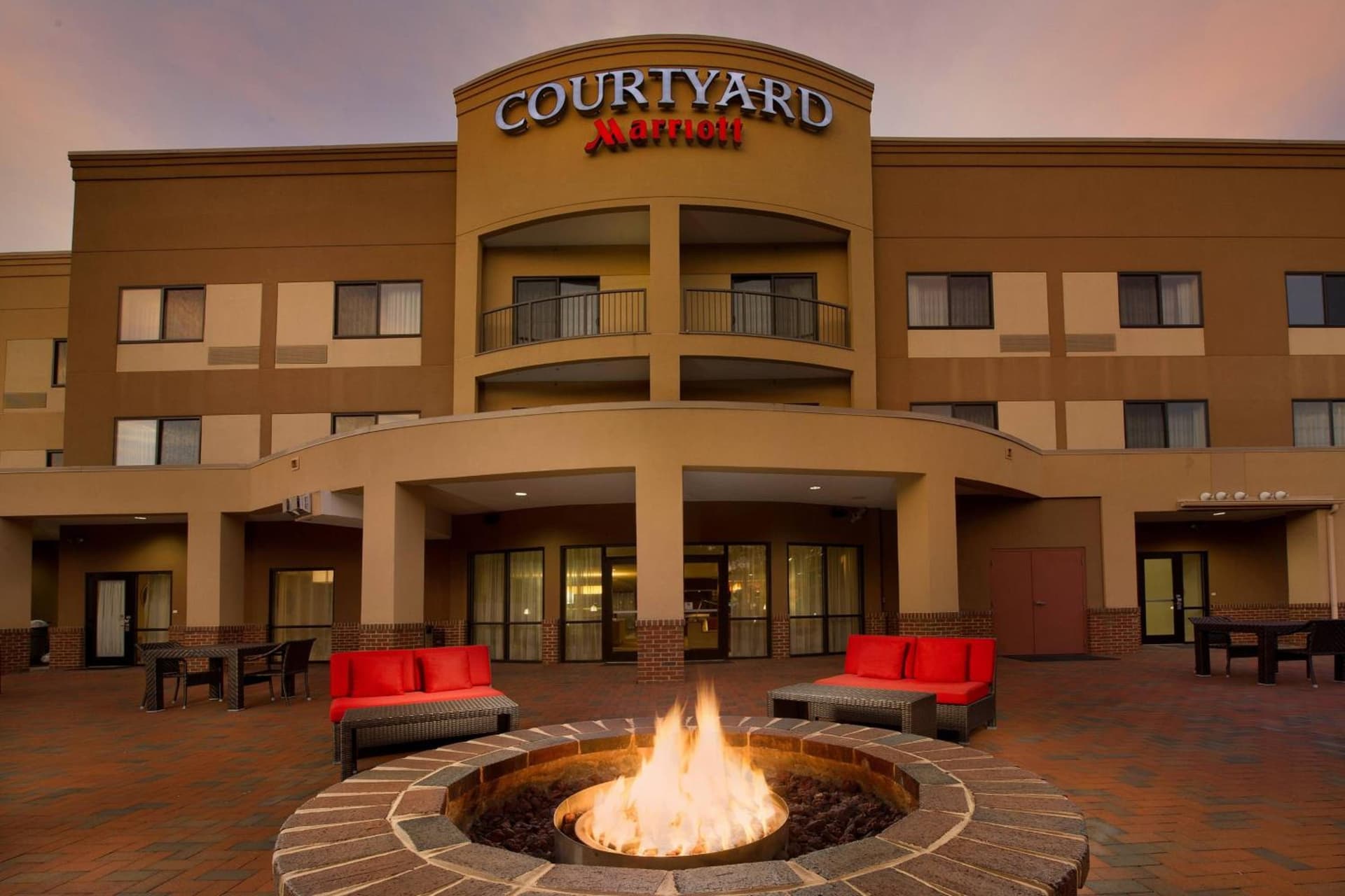 Courtyard by Marriott Waldorf property views in Waldorf, MD — gallery photo 3
