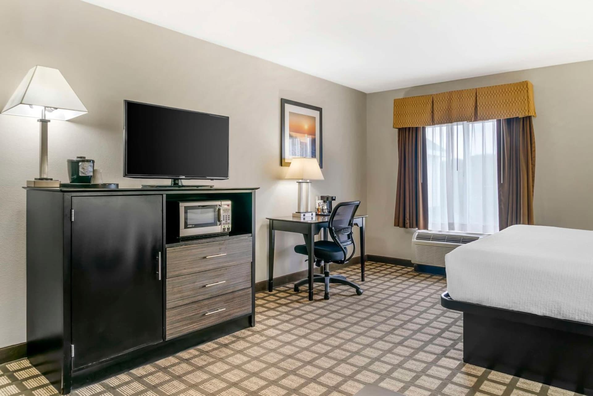 Best Western Beacon Inn gallery photo in Grand Haven, MI — image 26