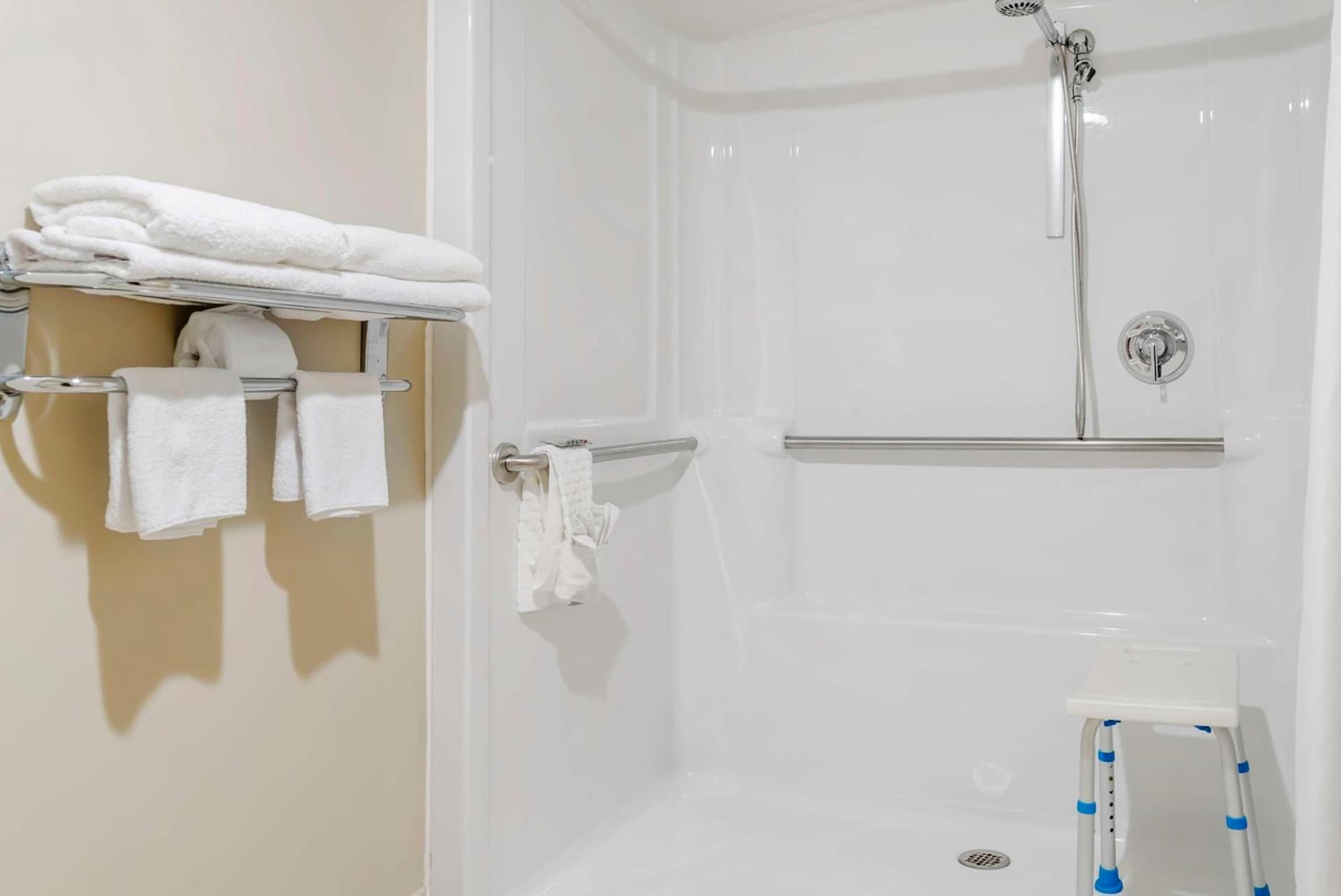 Best Western Beacon Inn gallery photo in Grand Haven, MI — image 14