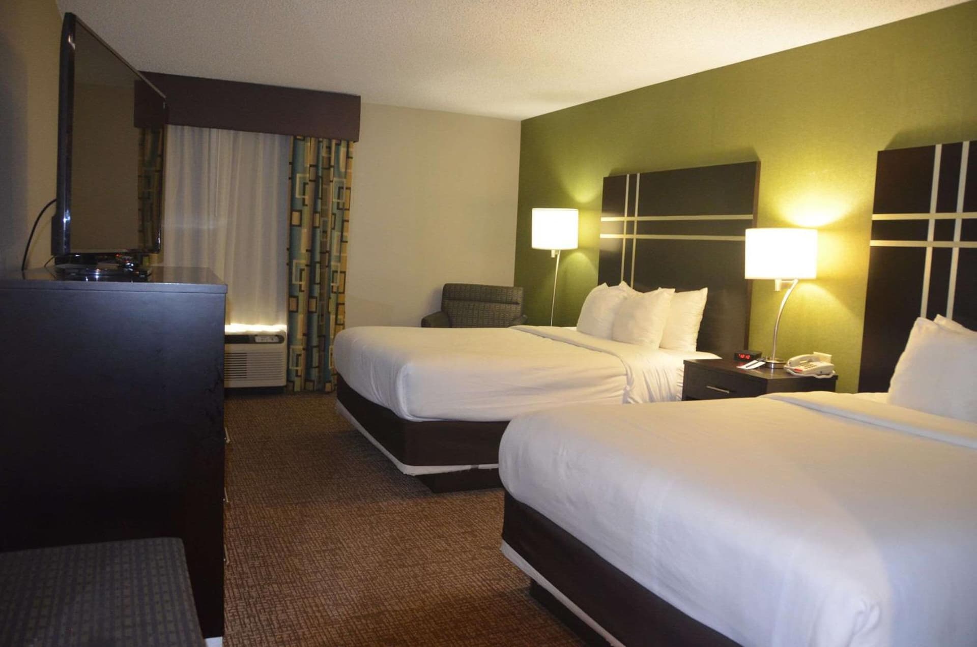 Comfort Inn & Suites Maumee - Toledo I80-90 gallery photo in Maumee, OH — image 8