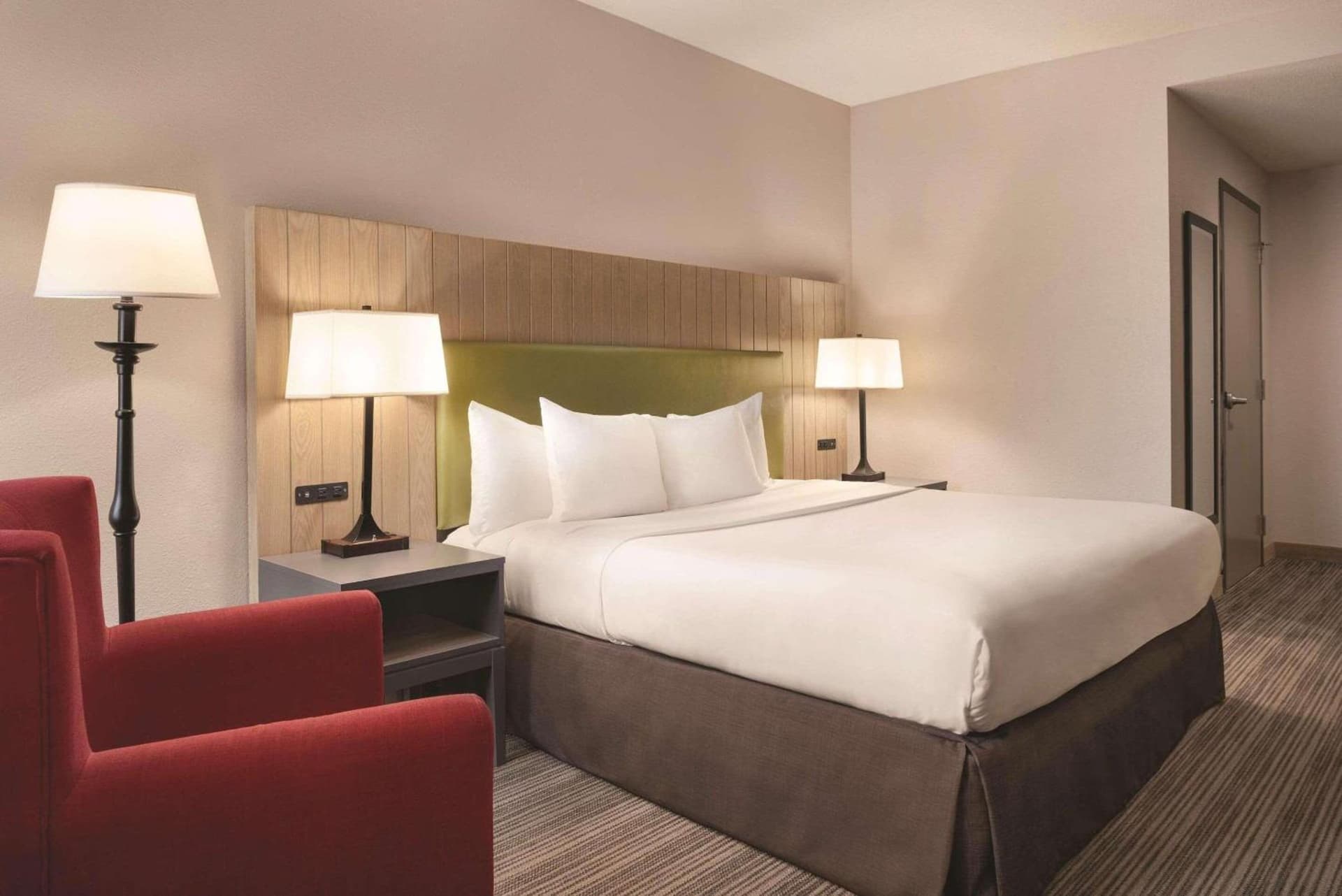 Country Inn & Suites by Radisson, Eagan, MN gallery photo in Eagan, MN — image 7