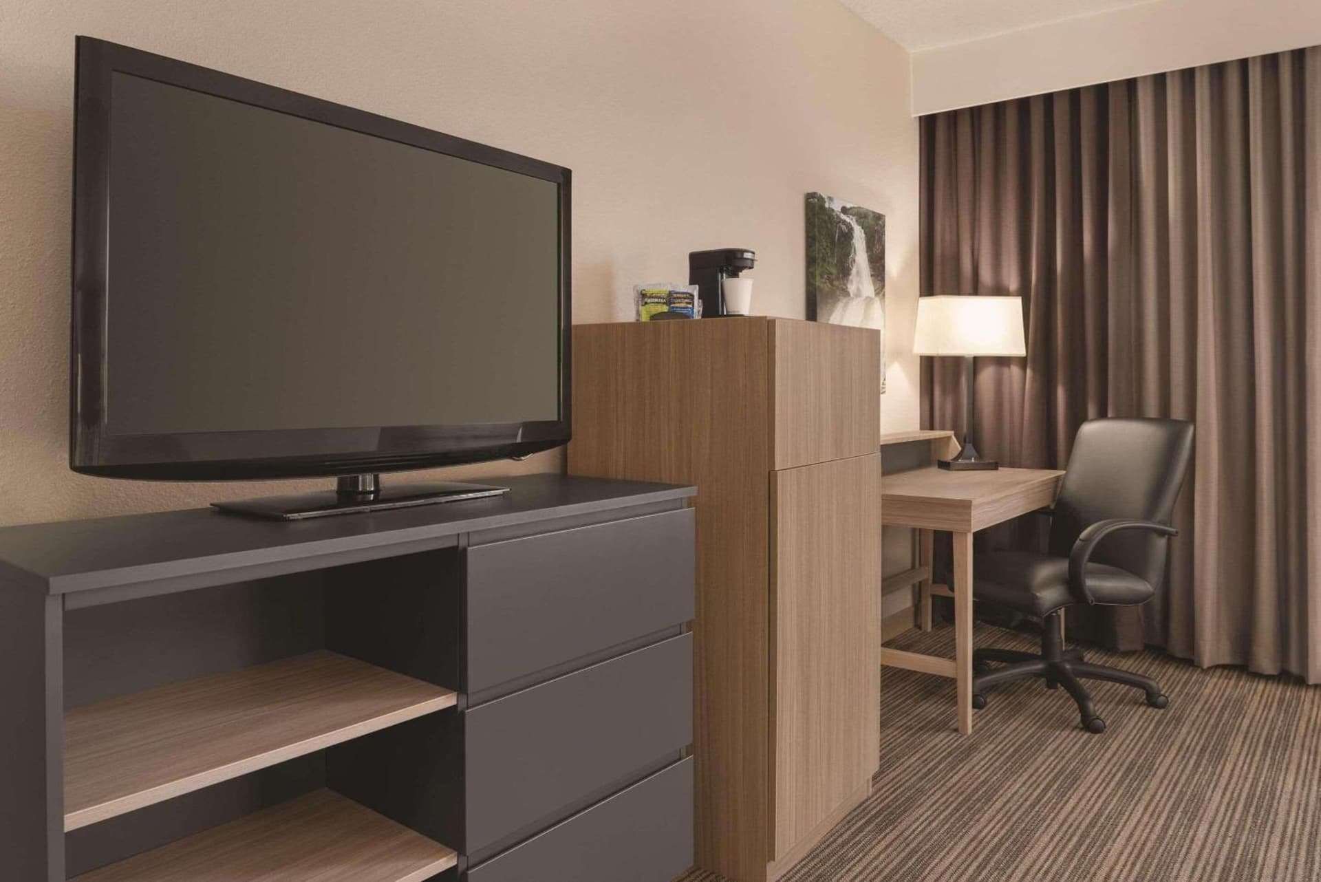 Country Inn & Suites by Radisson, Eagan, MN gallery photo in Eagan, MN — image 25
