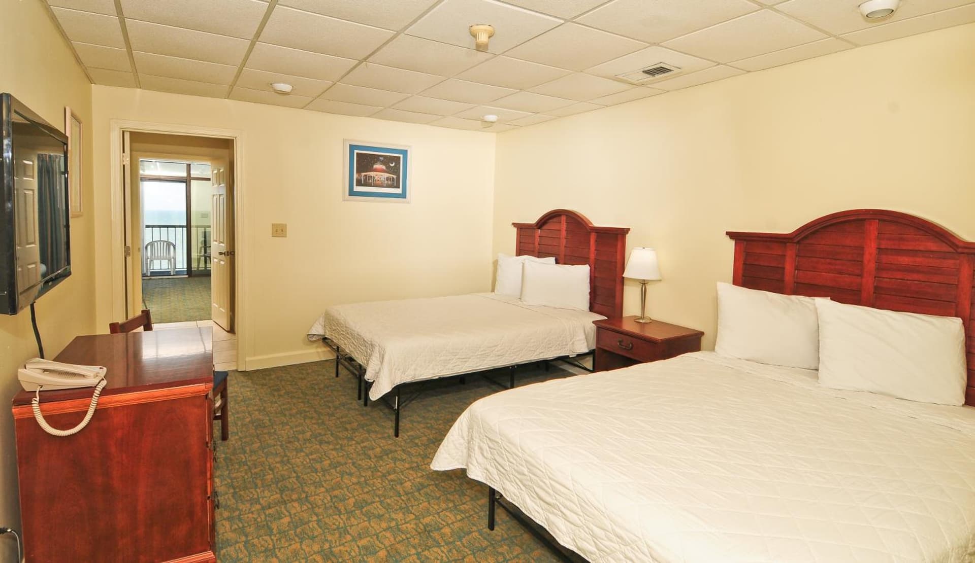 Holiday Sands South gallery photo in Myrtle Beach, SC — image 4