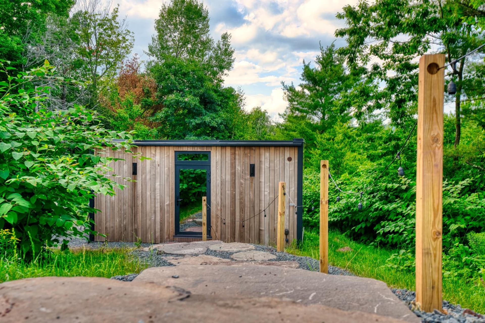 The Haüs Windham - Spacious Suites, Hot Tub, Mountain Views! gallery photo in Windham — image 56