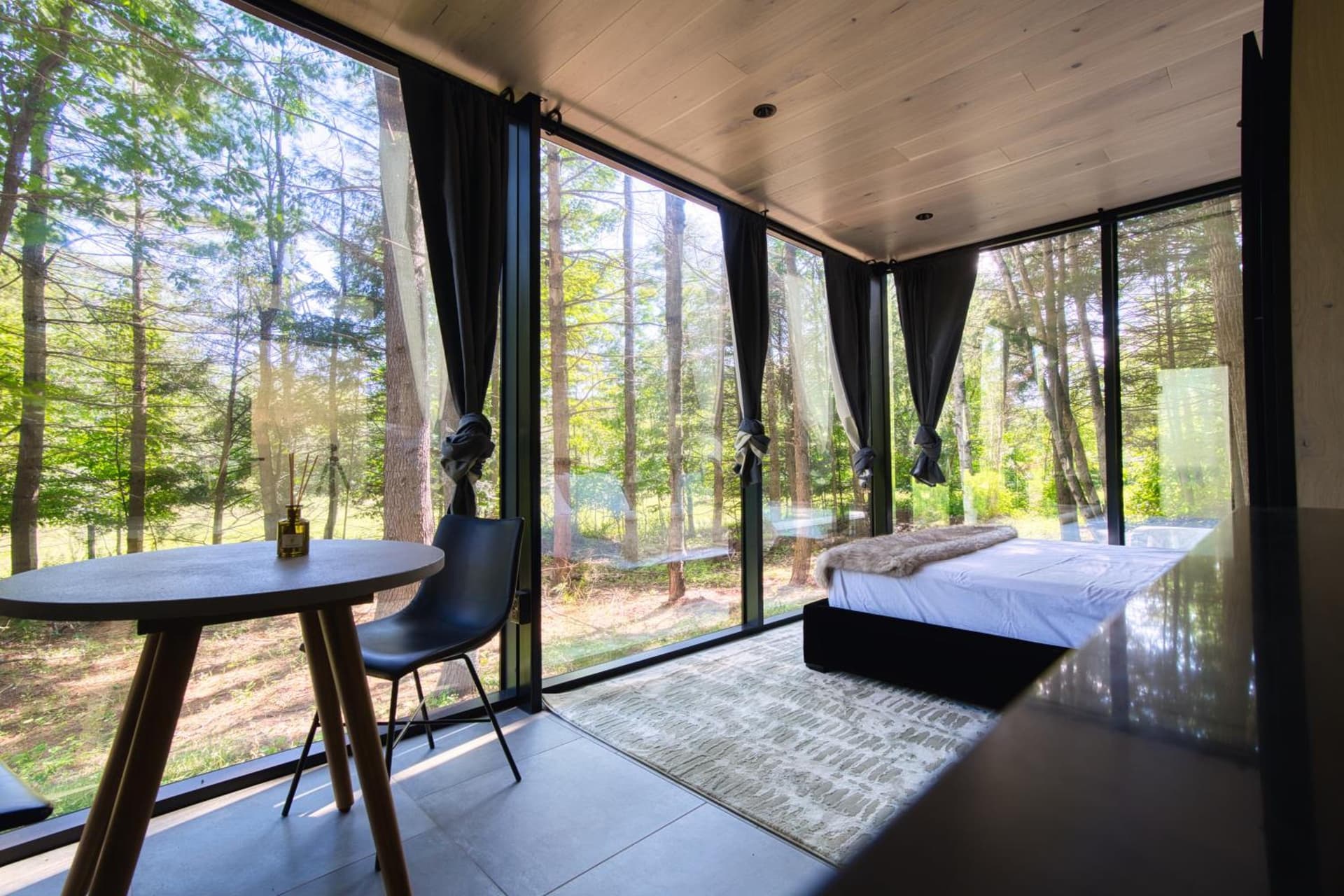 The Haüs Windham - Spacious Suites, Hot Tub, Mountain Views! gallery photo in Windham — image 37