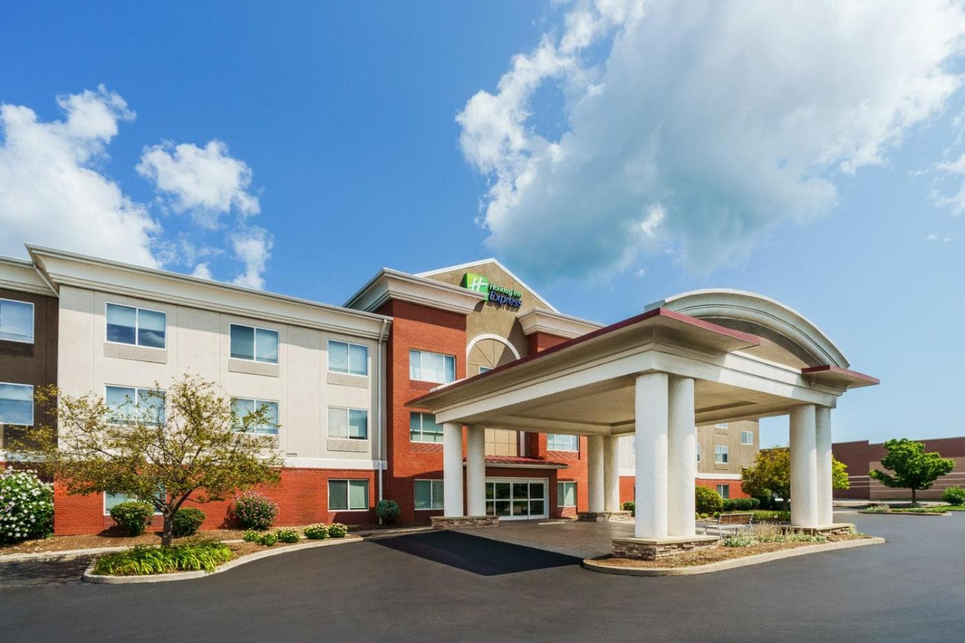 Holiday Inn Express Irondequoit by IHG featured exterior or lobby in Rochester, NY — similar hotel