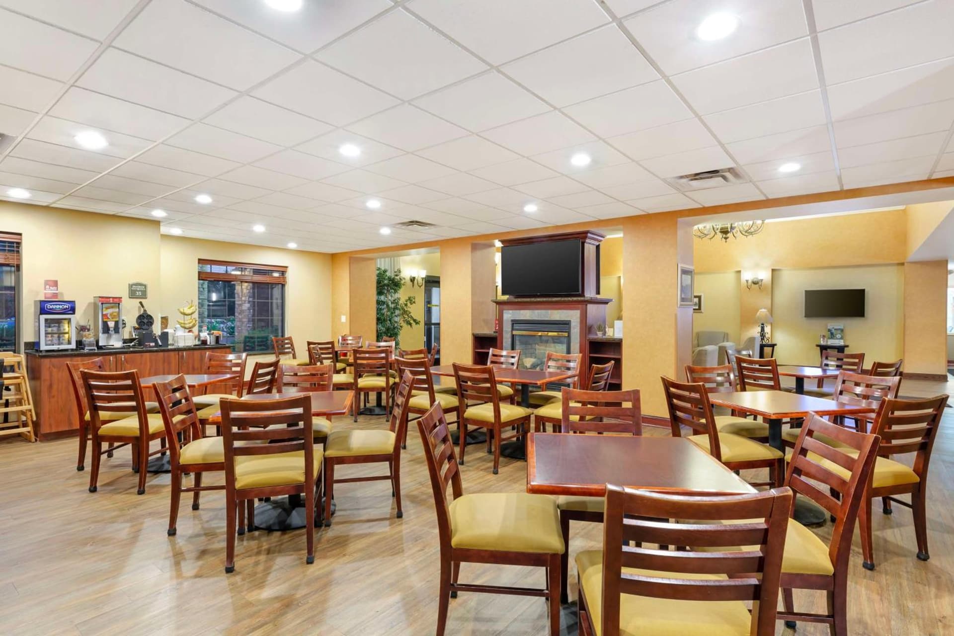Best Western PLUS Victor Inn & Suites gallery photo in Victor — image 15