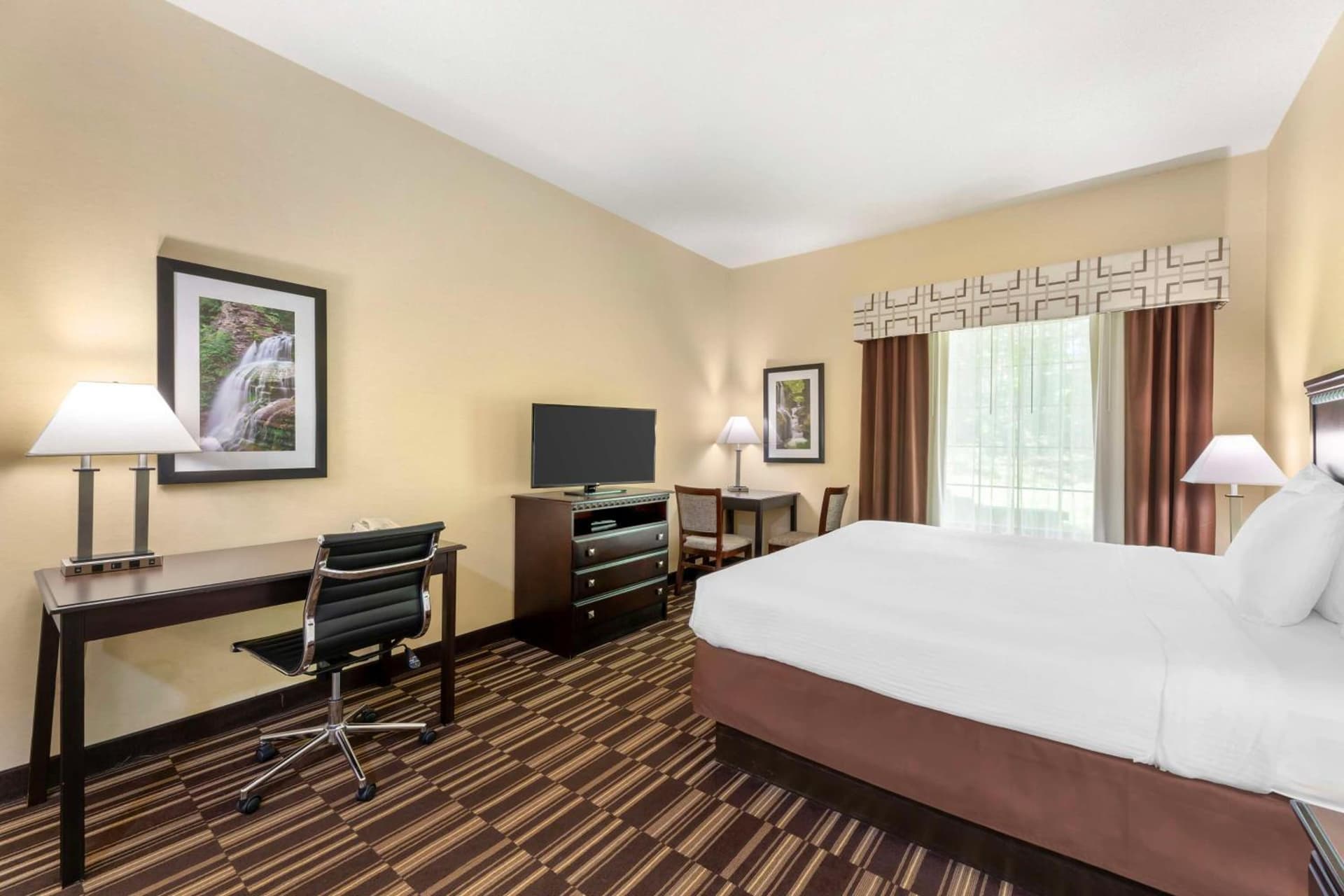 Best Western PLUS Victor Inn & Suites gallery photo in Victor — image 34