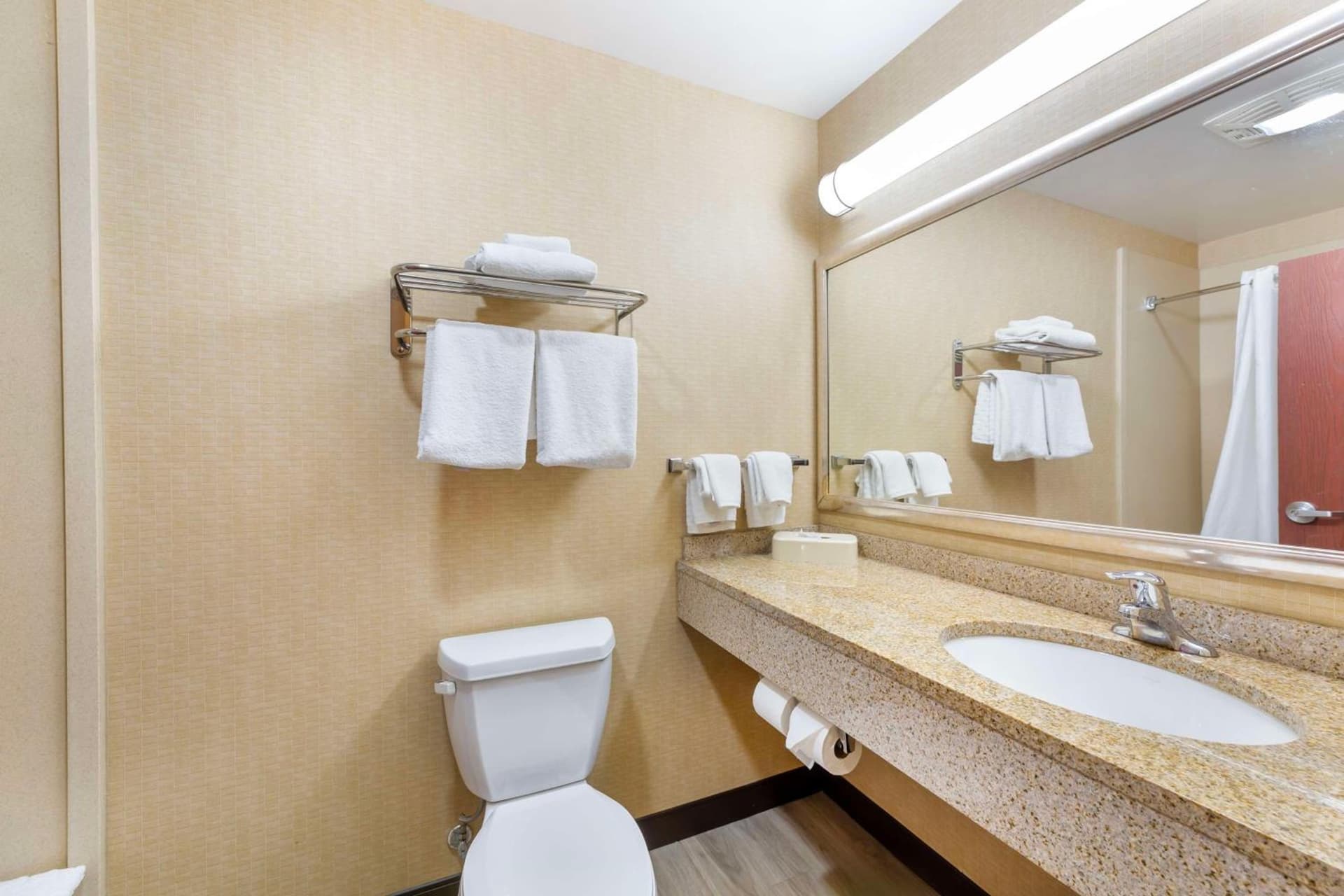 Best Western PLUS Victor Inn & Suites gallery photo in Victor — image 24