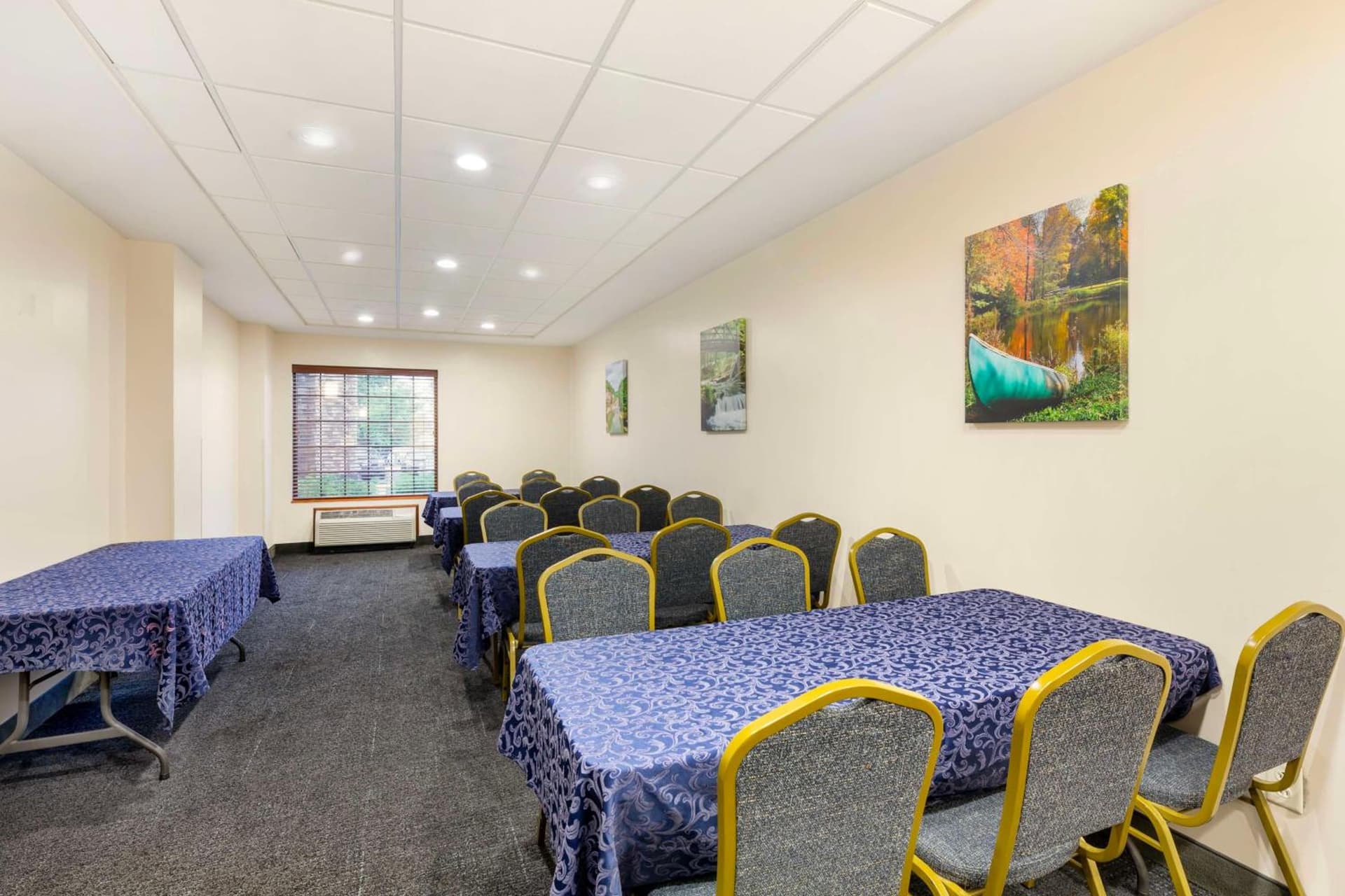 Best Western PLUS Victor Inn & Suites gallery photo in Victor — image 28