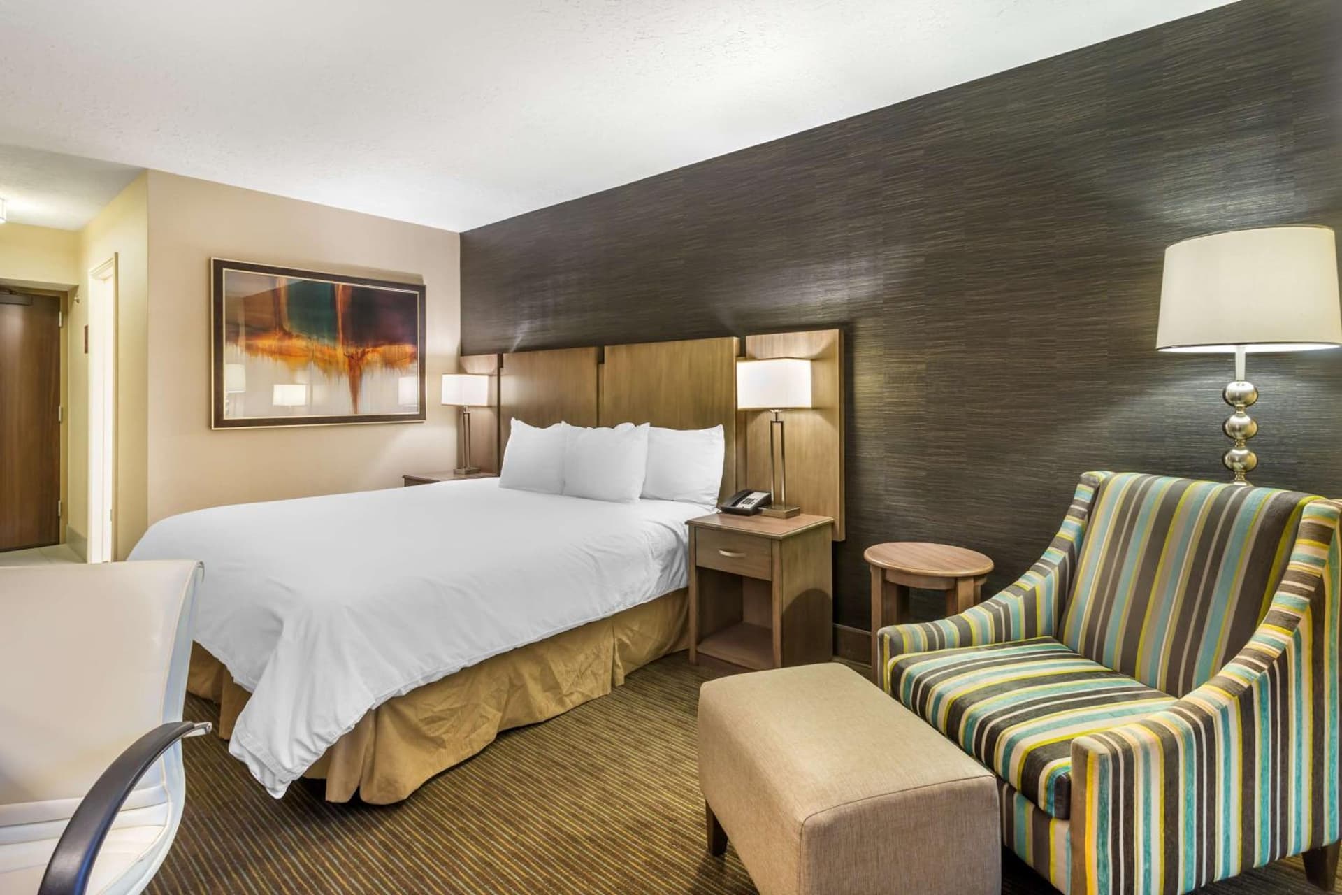 Best Western Plus Cotton Tree Inn property views in Sandy, UT — gallery photo 3