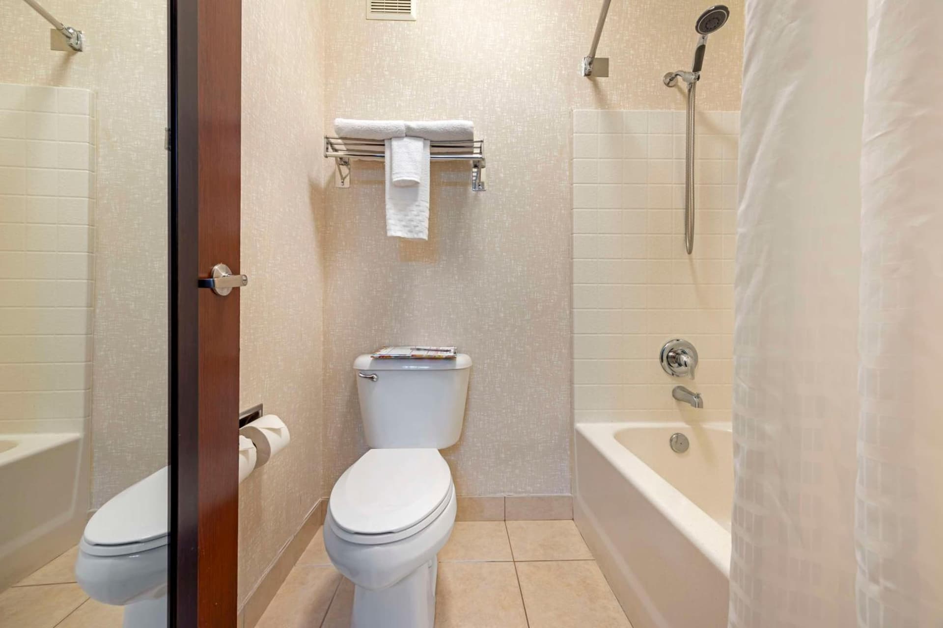 Best Western Plus Northwind Inn & Suites gallery photo in Tigard, OR — image 40