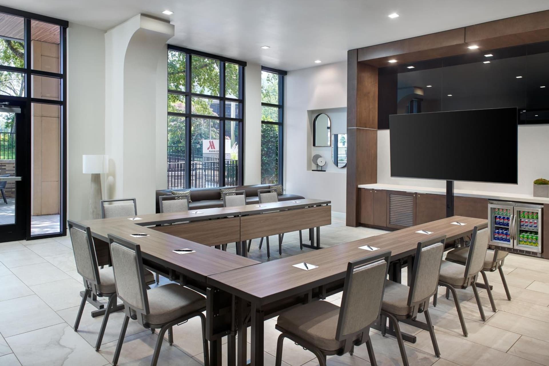 AC Hotel by Marriott Charlotte SouthPark gallery photo in Charlotte, NC — image 14