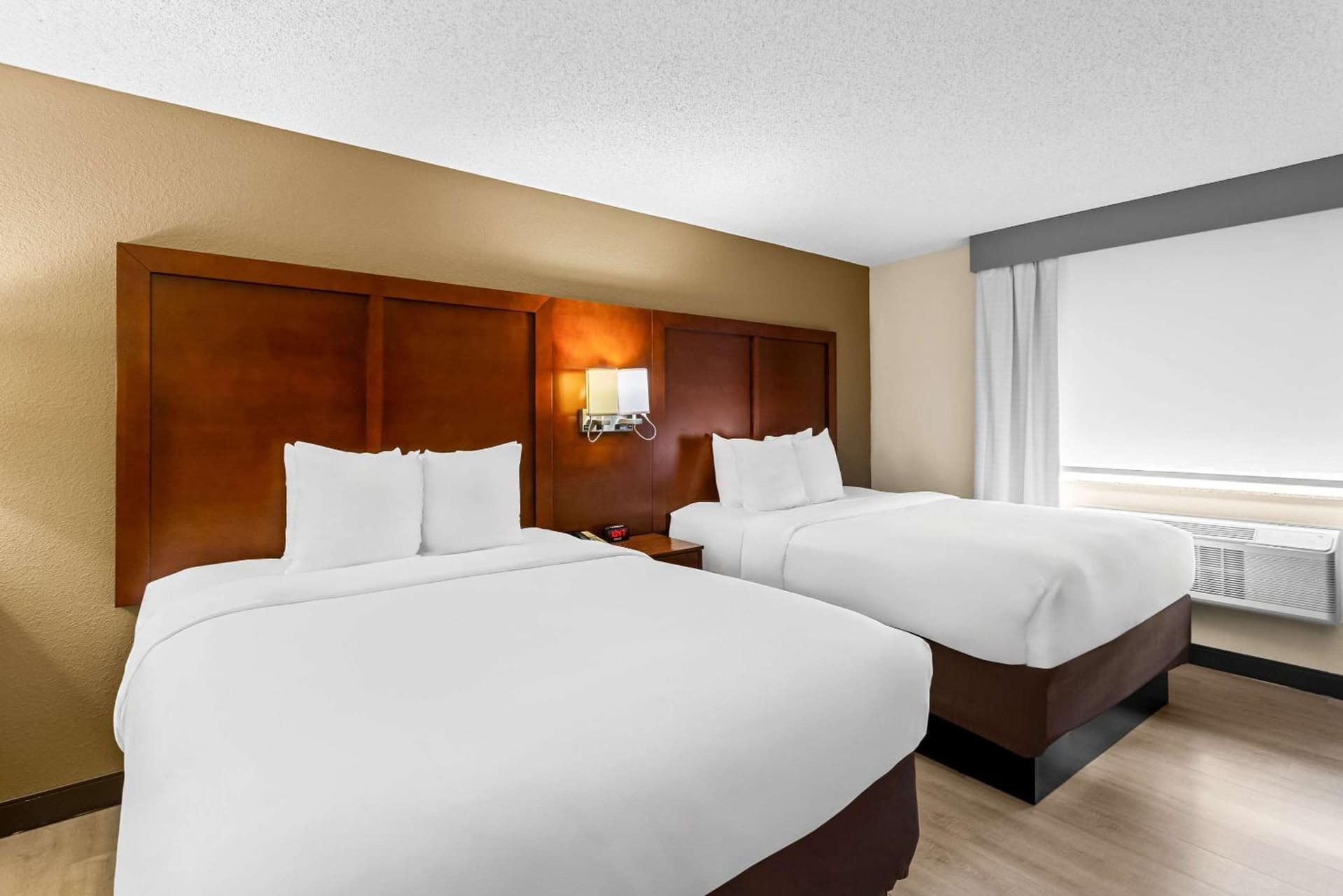 Comfort Suites Grayslake near Libertyville North gallery photo in Grayslake, IL — image 26