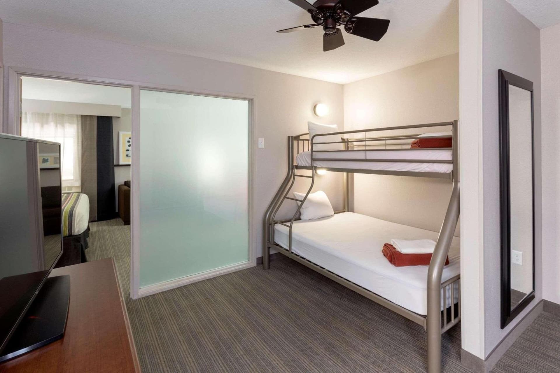 Country Inn & Suites by Radisson, Fargo, ND gallery photo in Fargo, ND — image 76