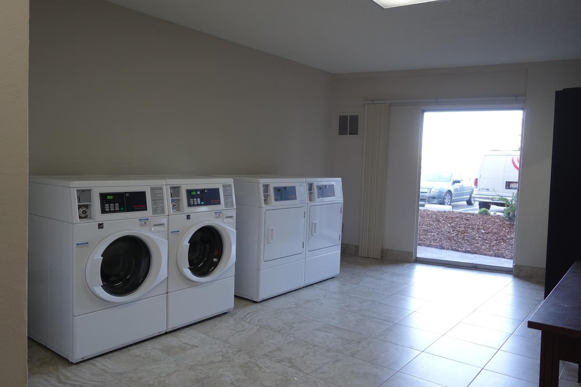 Ramada by Wyndham Sacramento gallery photo in Sacramento, CA — image 17