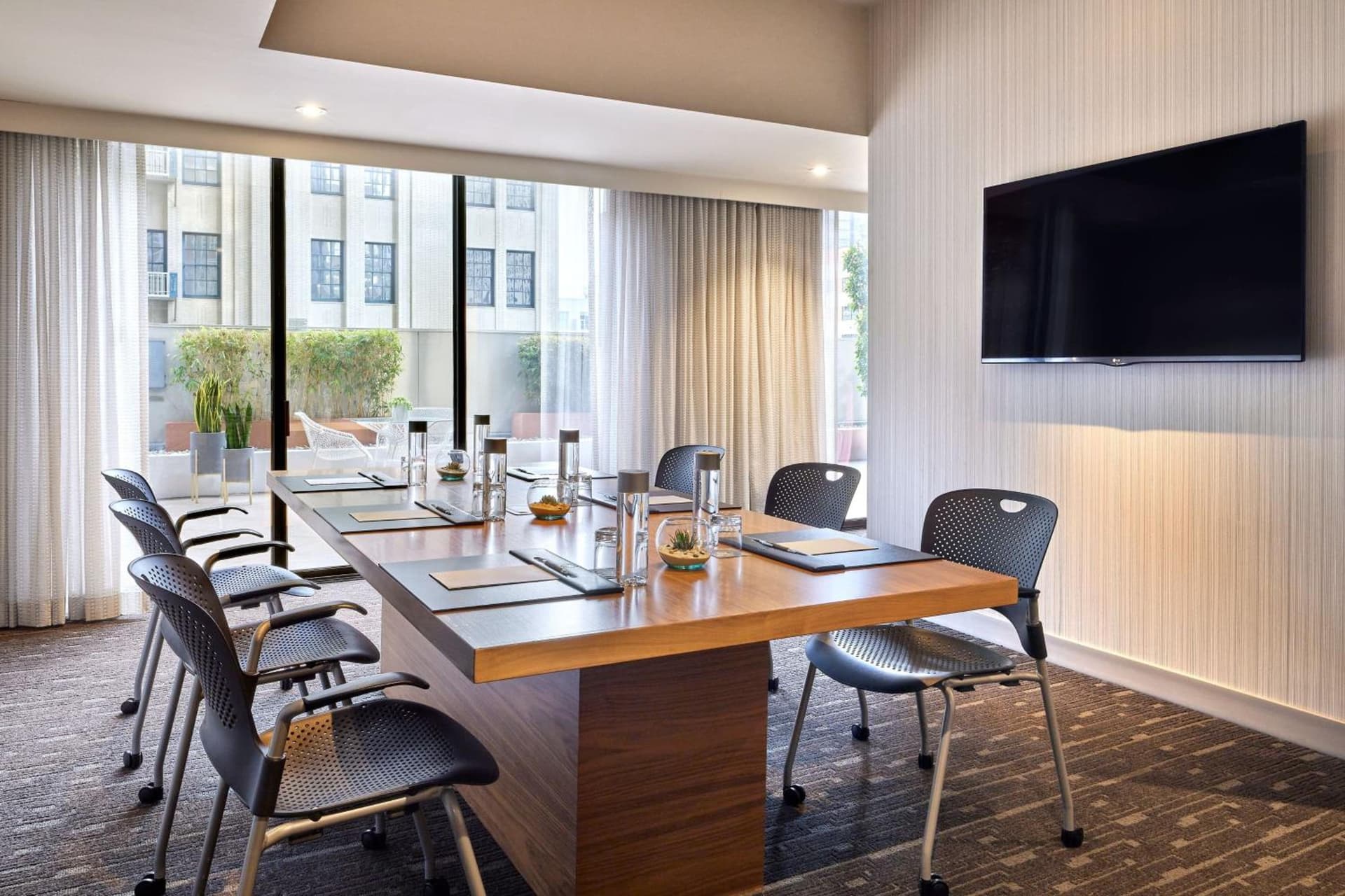 Sheraton Grand Los Angeles gallery photo in Los Angeles, CA — image 28