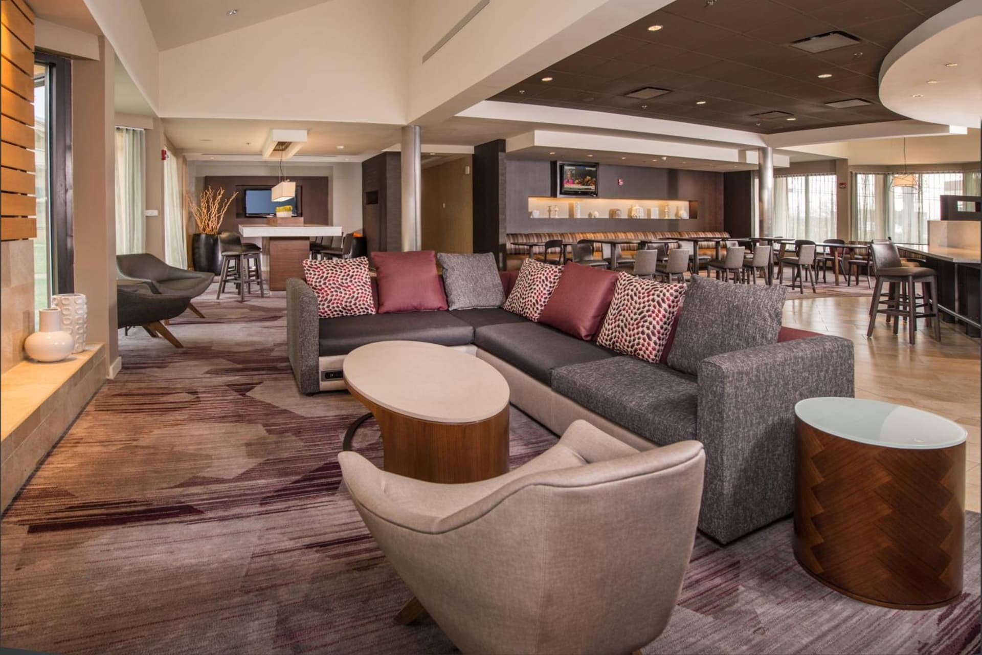 Courtyard By Marriott Baltimore BWI Airport property views in Linthicum Heights, MD — gallery photo 3