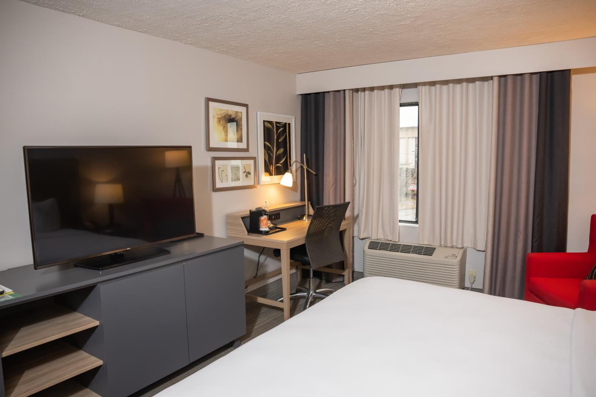 Country Inn & Suites by Radisson, Erie, PA gallery photo in Erie, PA — image 57