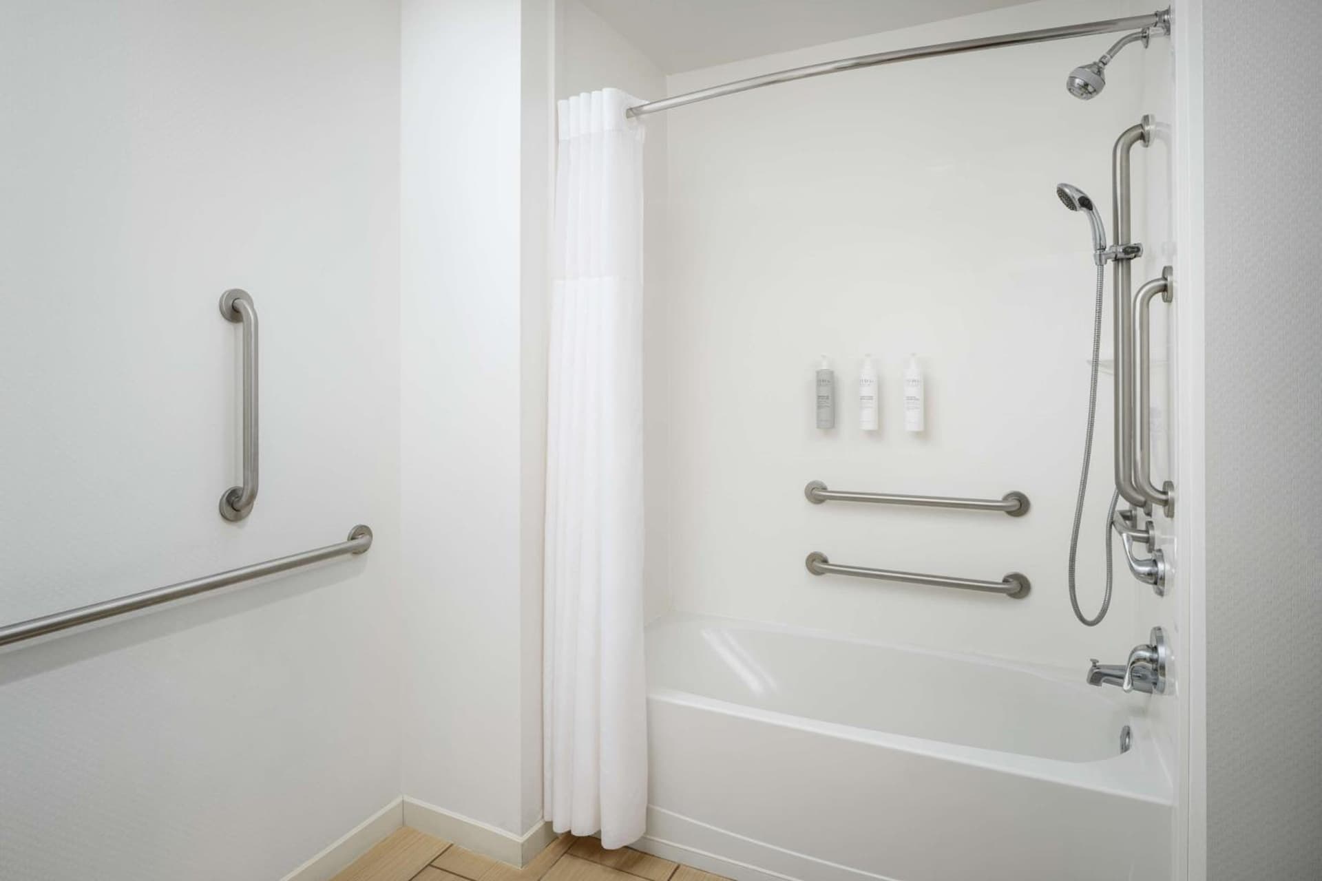 Hampton Inn Plant City gallery photo in Plant City, FL — image 10