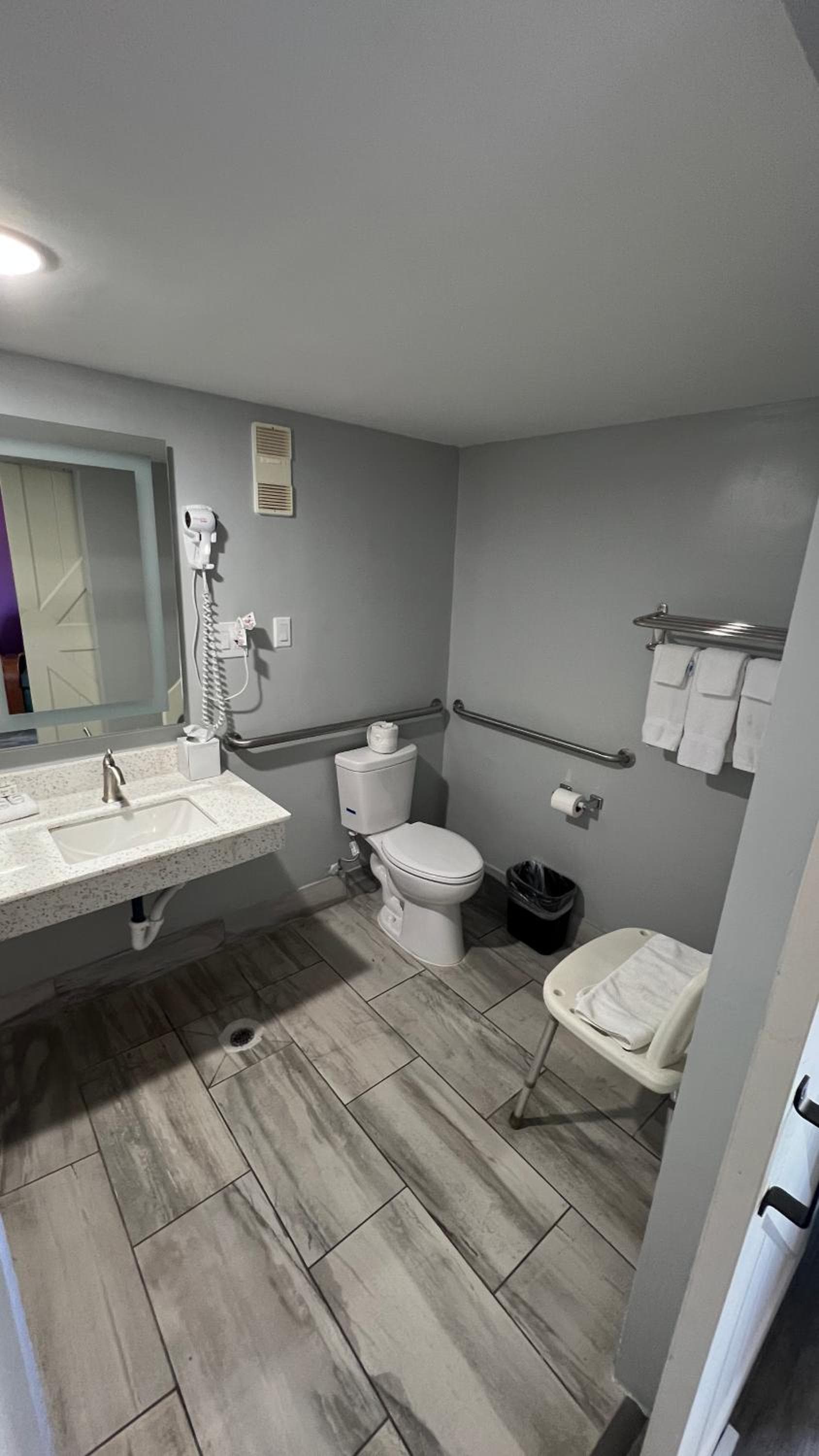 La Quinta Inn by Wyndham Amarillo Mid-City gallery photo in Amarillo, TX — image 8