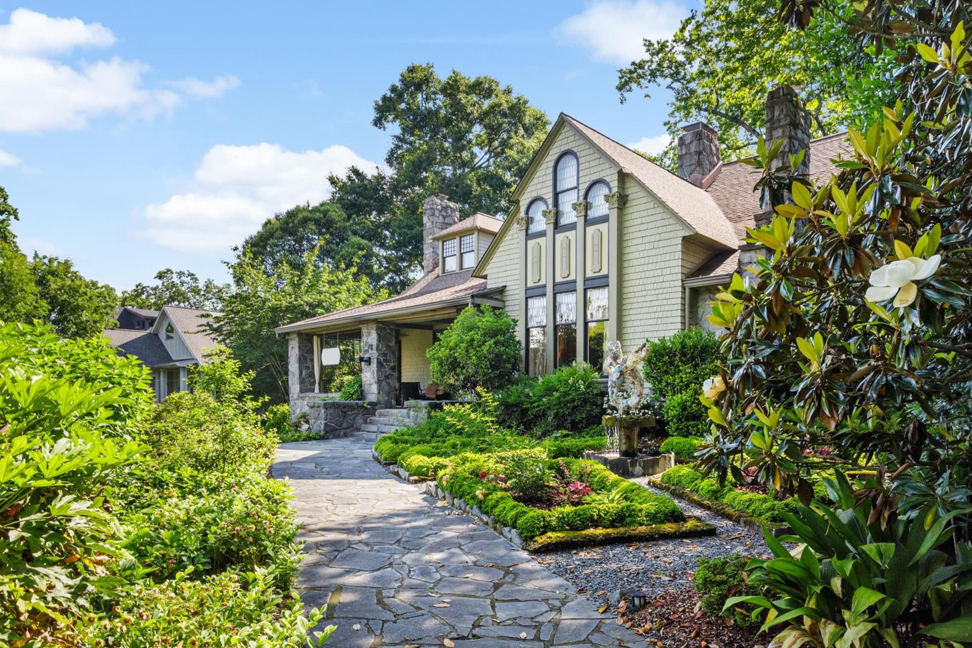 Stonehurst Place Bed & Breakfast featured exterior or lobby in Atlanta, GA — similar hotel