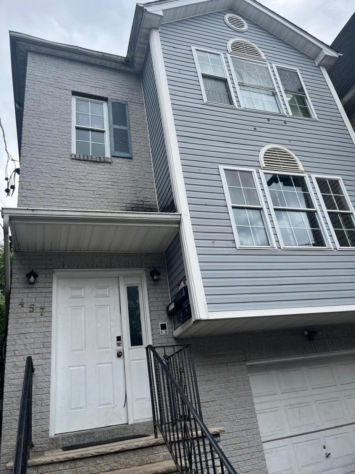 Nwk 457 RM 112-B featured exterior or lobby in Newark, NJ — similar hotel