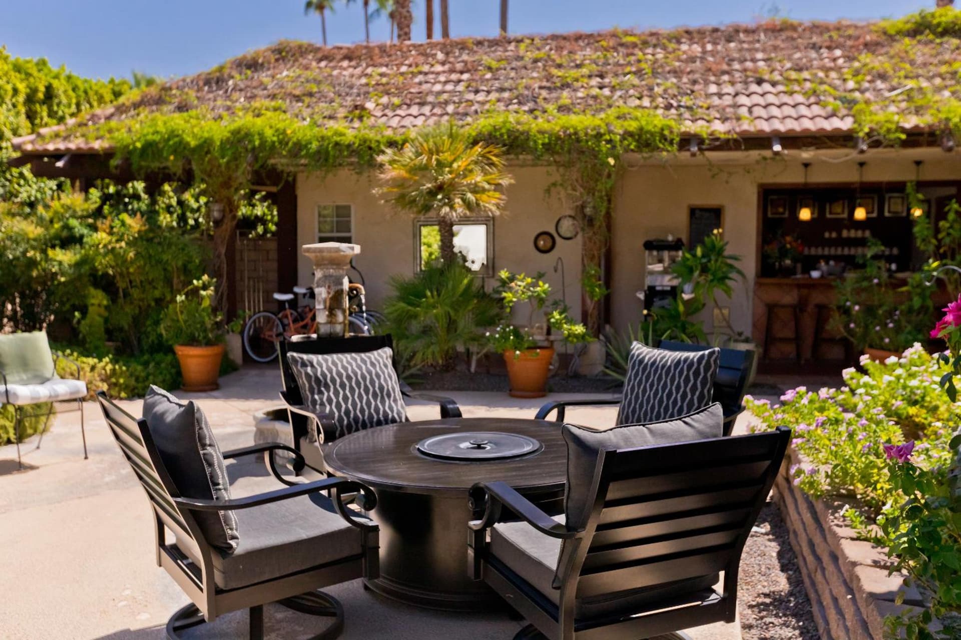 La Maison Hotel - Adults Only gallery photo in Palm Springs, CA — image 100