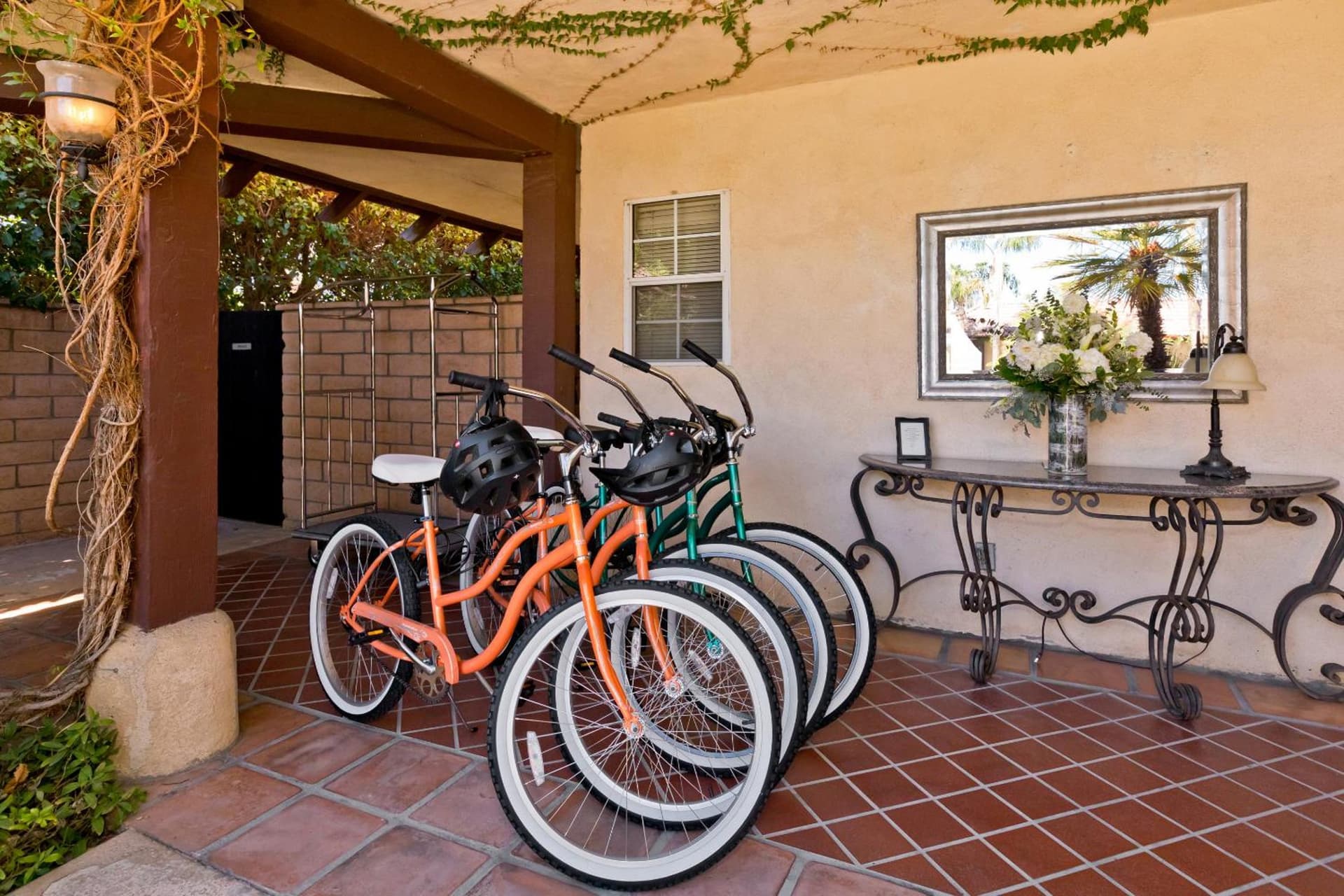 La Maison Hotel - Adults Only gallery photo in Palm Springs, CA — image 48
