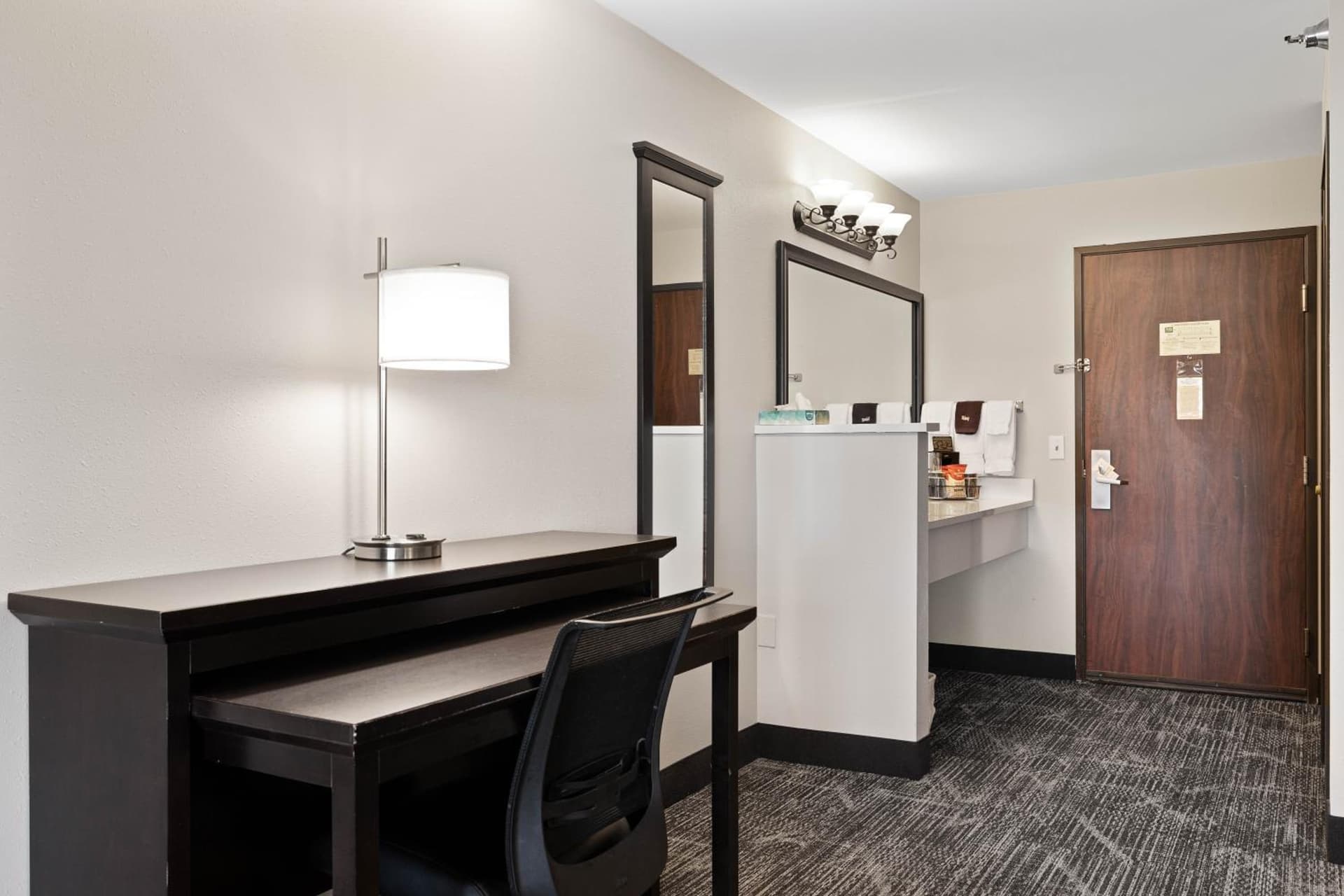 Kelly Inn Billings interior in Billings, MT — gallery photo 2