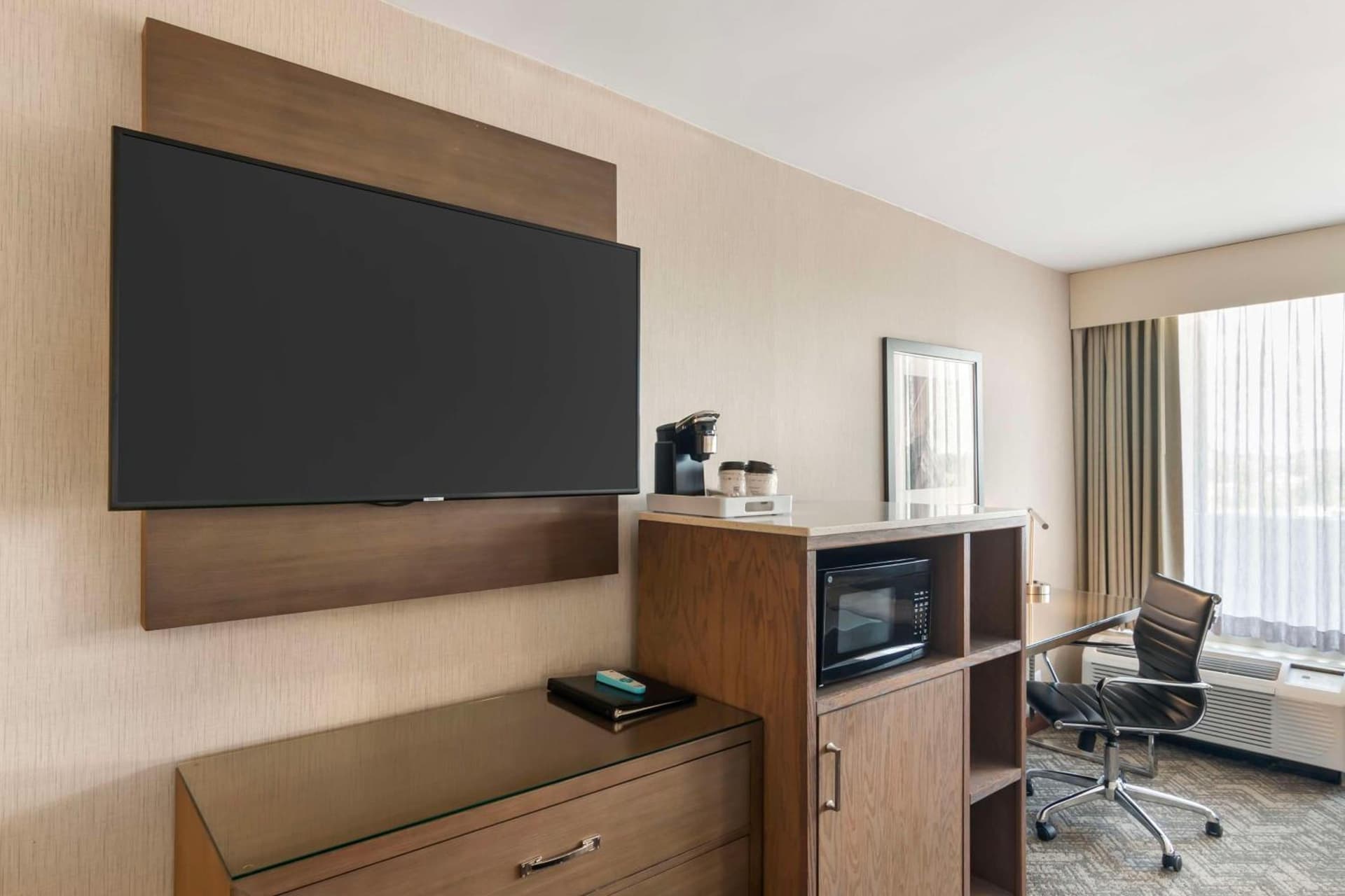 Best Western Plus Kansas City Sports Complex Hotel gallery photo in Kansas City, MO — image 12