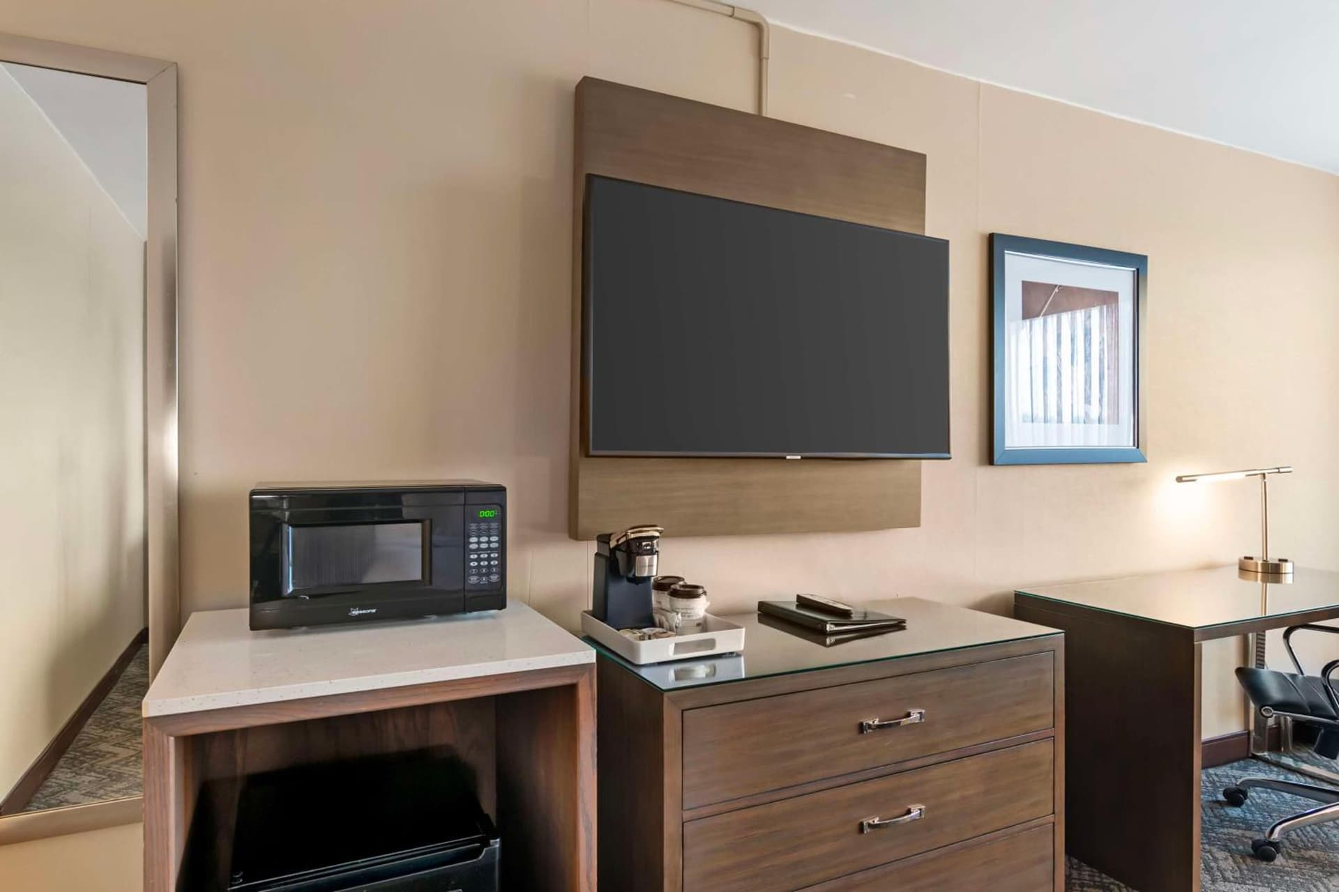 Best Western Plus Kansas City Sports Complex Hotel gallery photo in Kansas City, MO — image 24