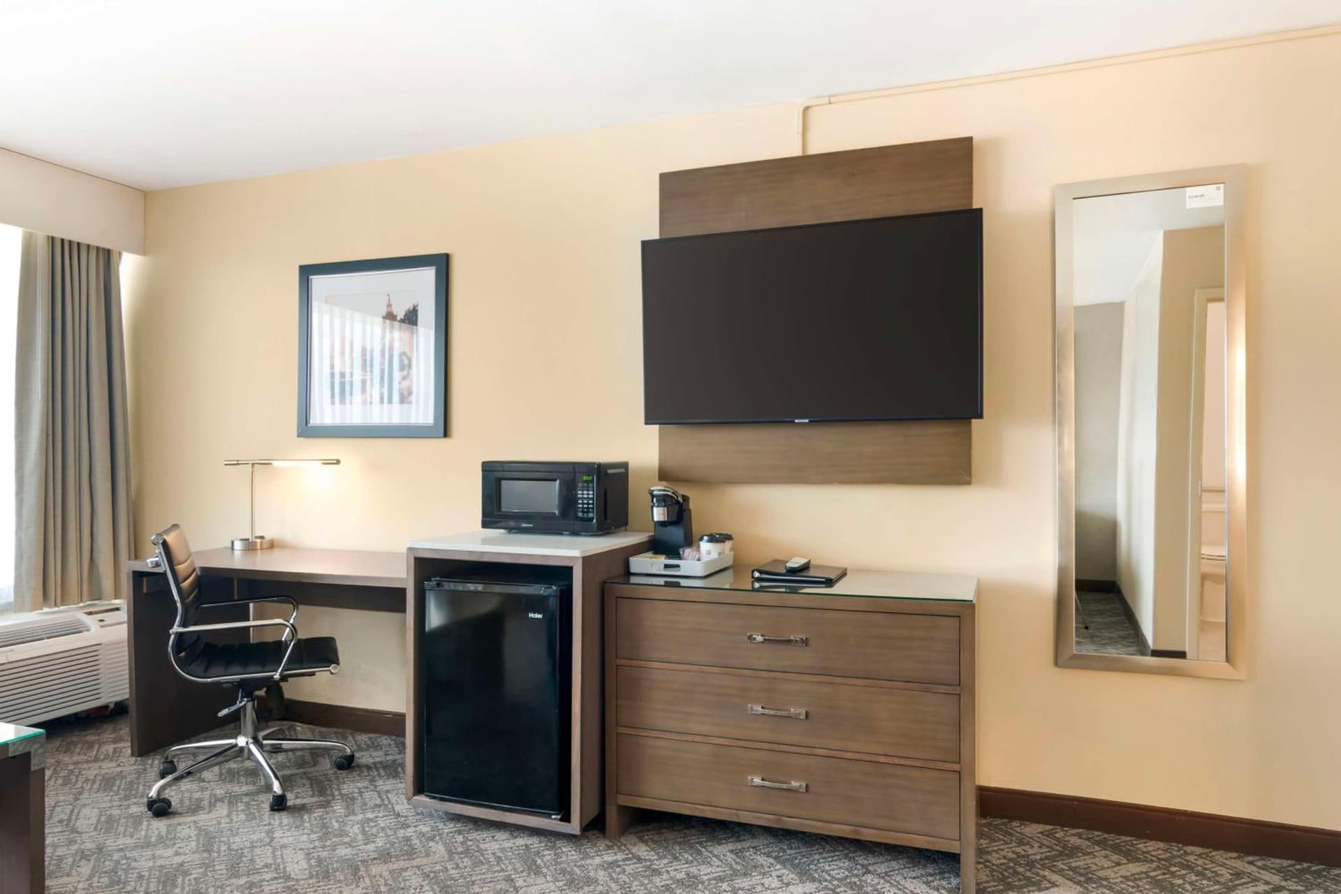 Best Western Plus Kansas City Sports Complex Hotel gallery photo in Kansas City, MO — image 37
