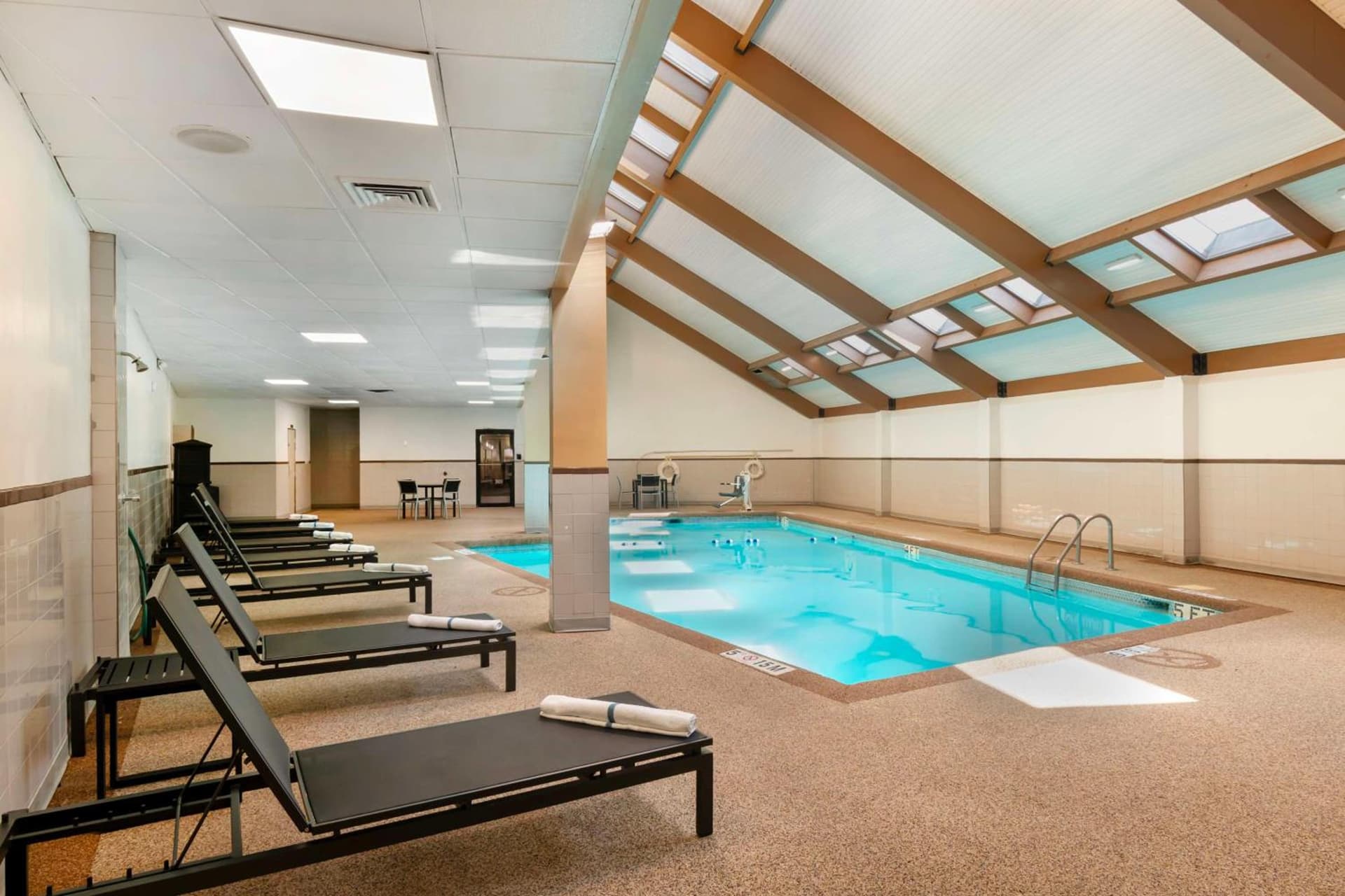 Best Western Plus Kansas City Sports Complex Hotel gallery photo in Kansas City, MO — image 10