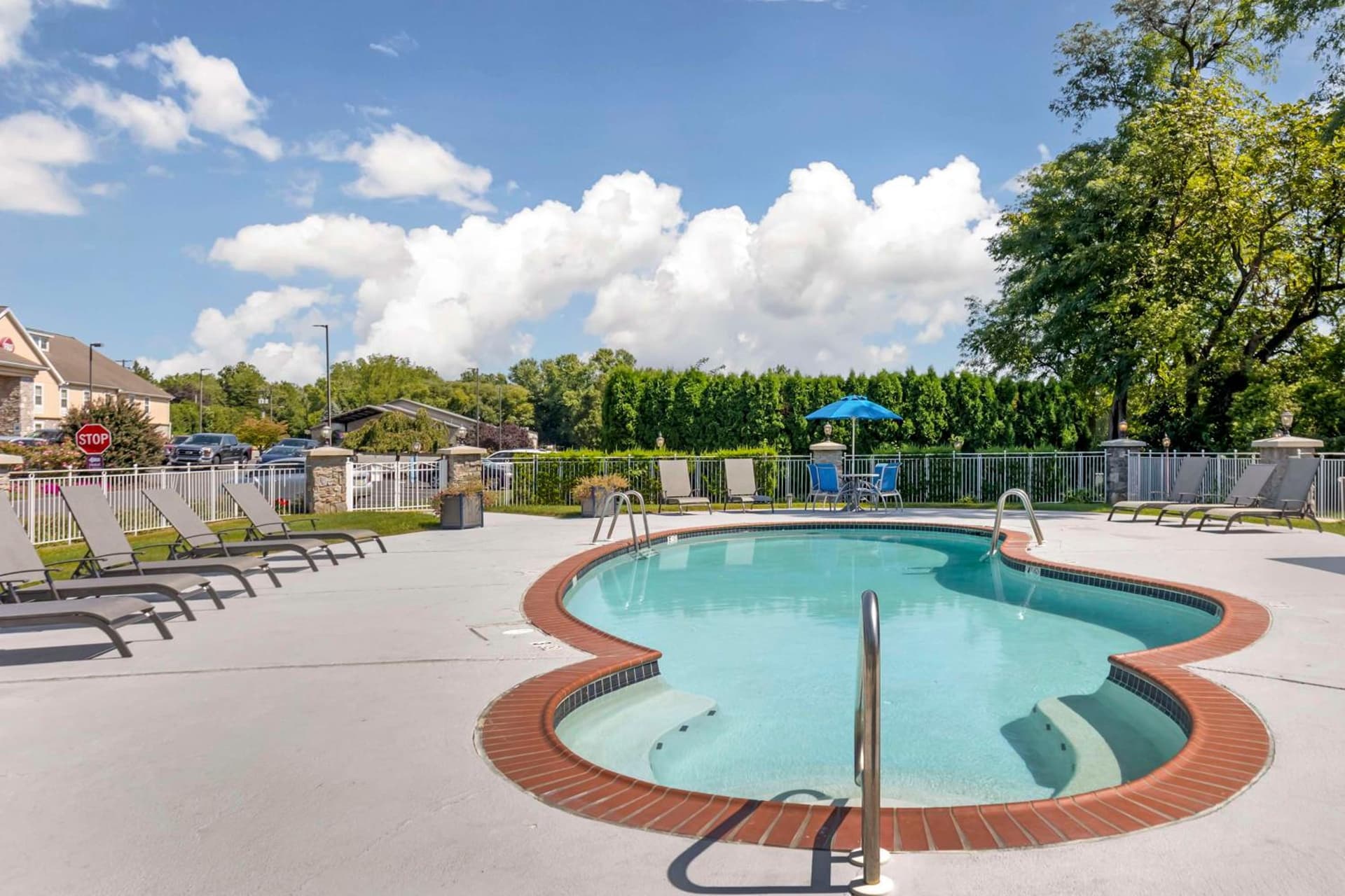 Best Western PLUS Revere Inn & Suites gallery photo in Paradise — image 4