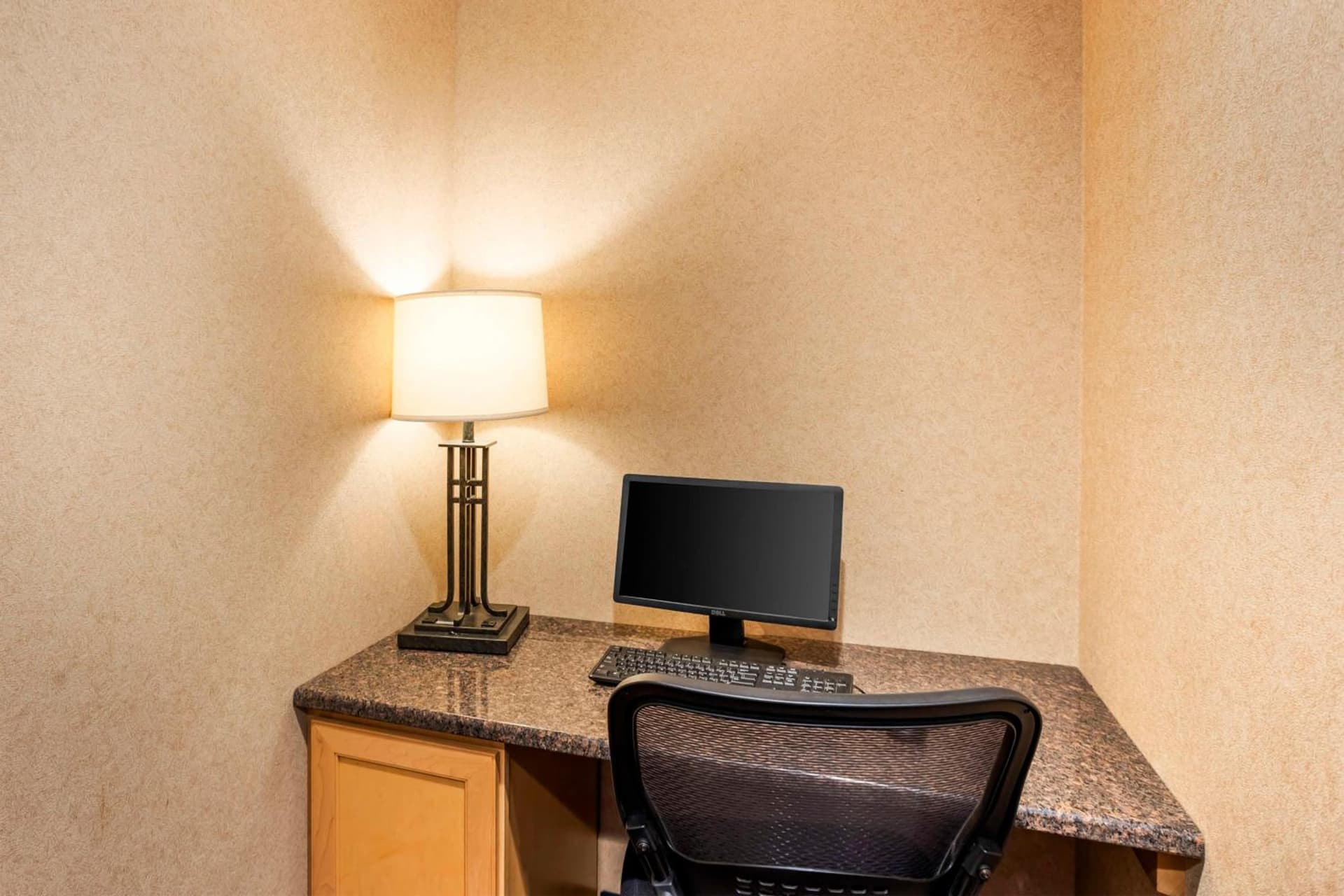 Best Western PLUS Revere Inn & Suites gallery photo in Paradise — image 30