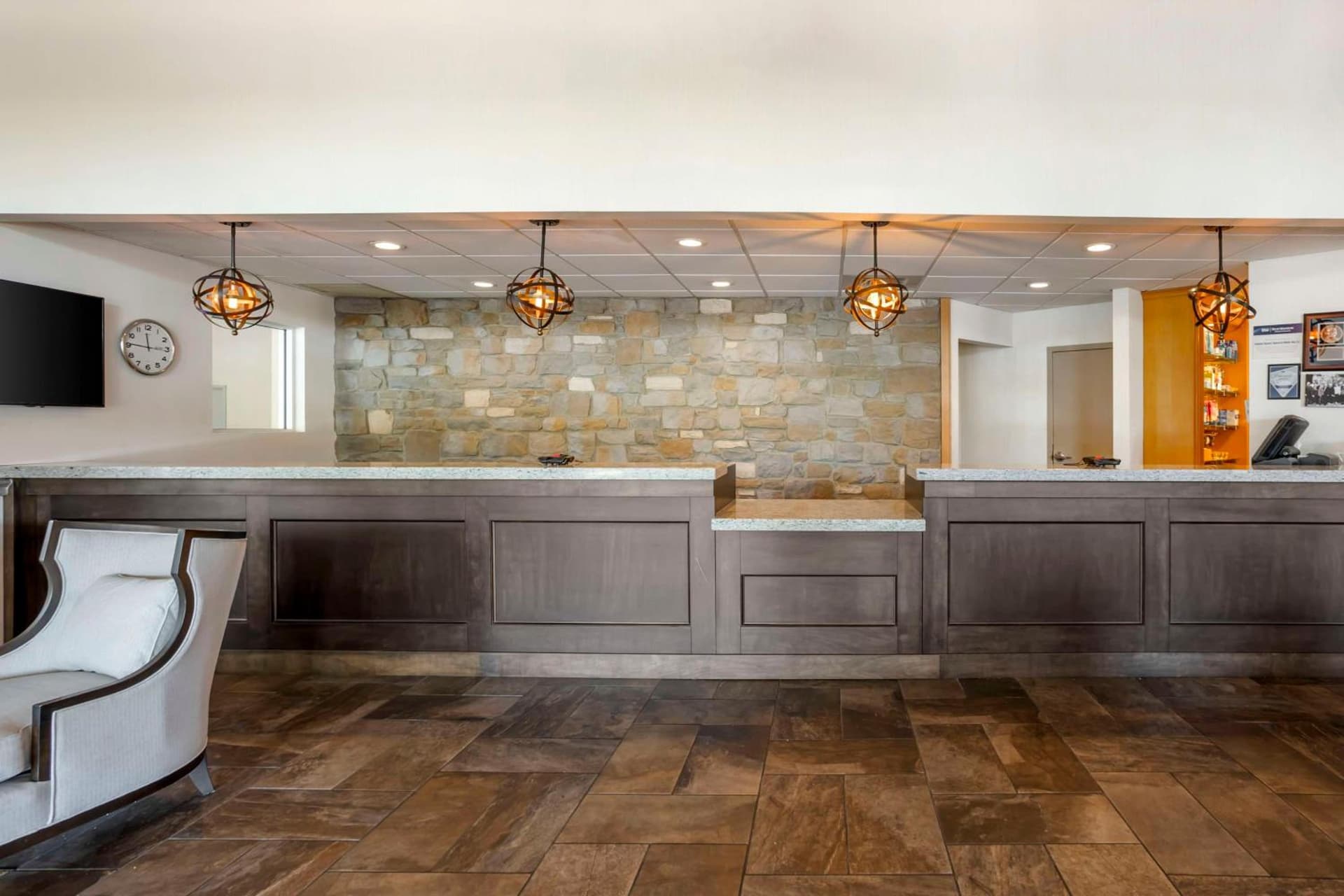 Best Western PLUS Revere Inn & Suites gallery photo in Paradise — image 10