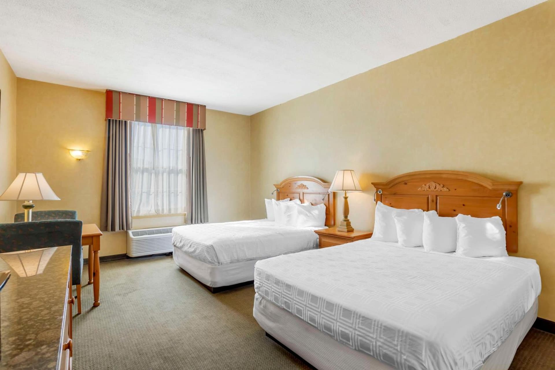 Best Western PLUS Revere Inn & Suites gallery photo in Paradise — image 37