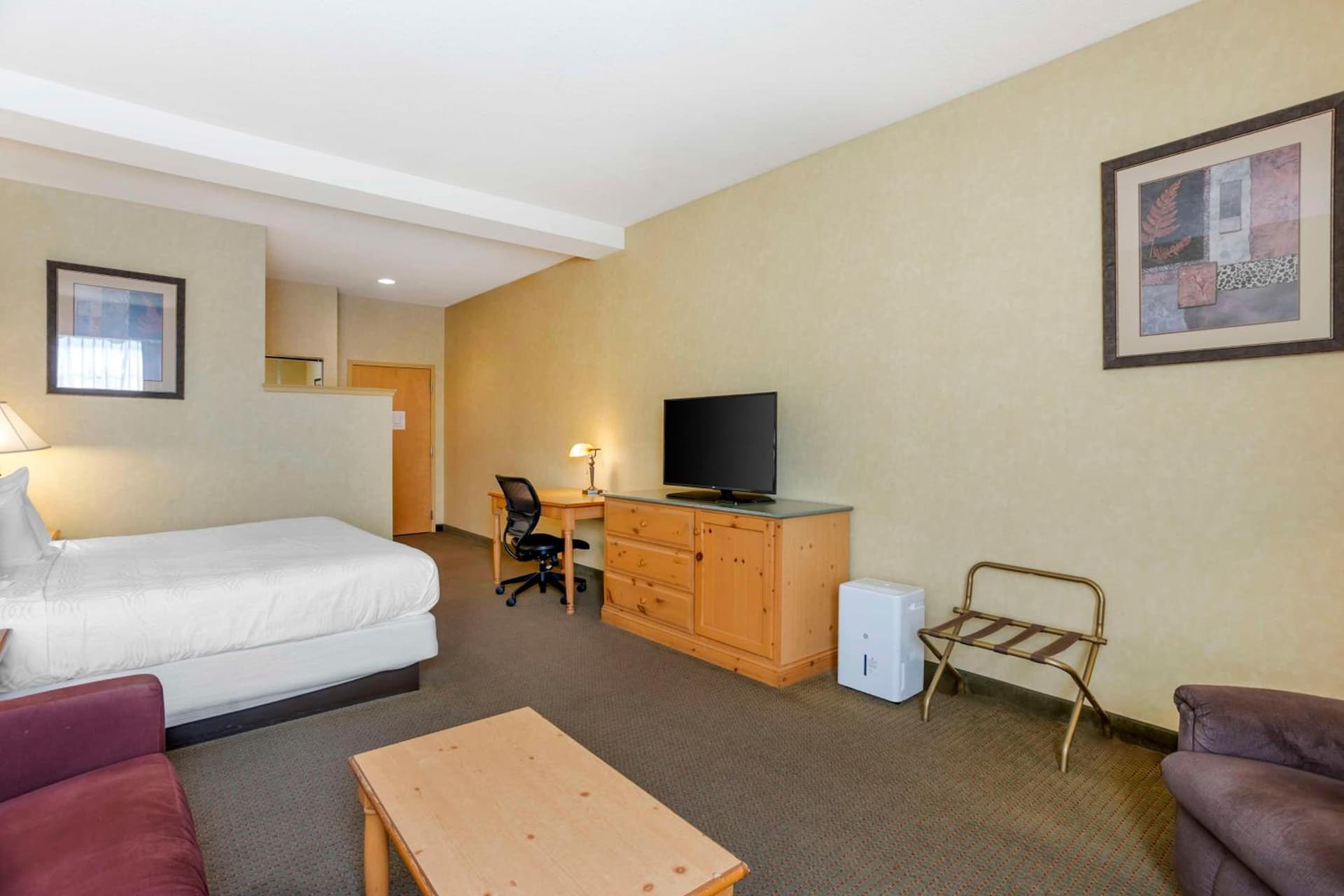 Best Western PLUS Revere Inn & Suites gallery photo in Paradise — image 61