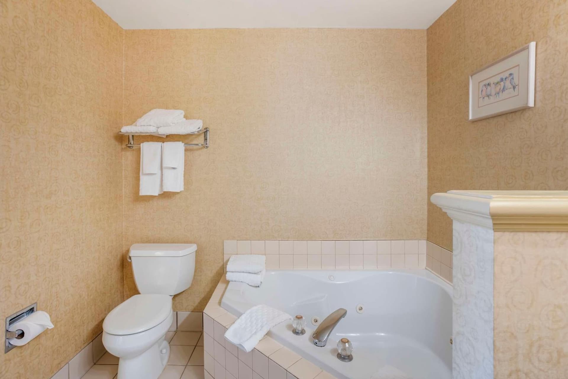 Best Western PLUS Revere Inn & Suites gallery photo in Paradise — image 12
