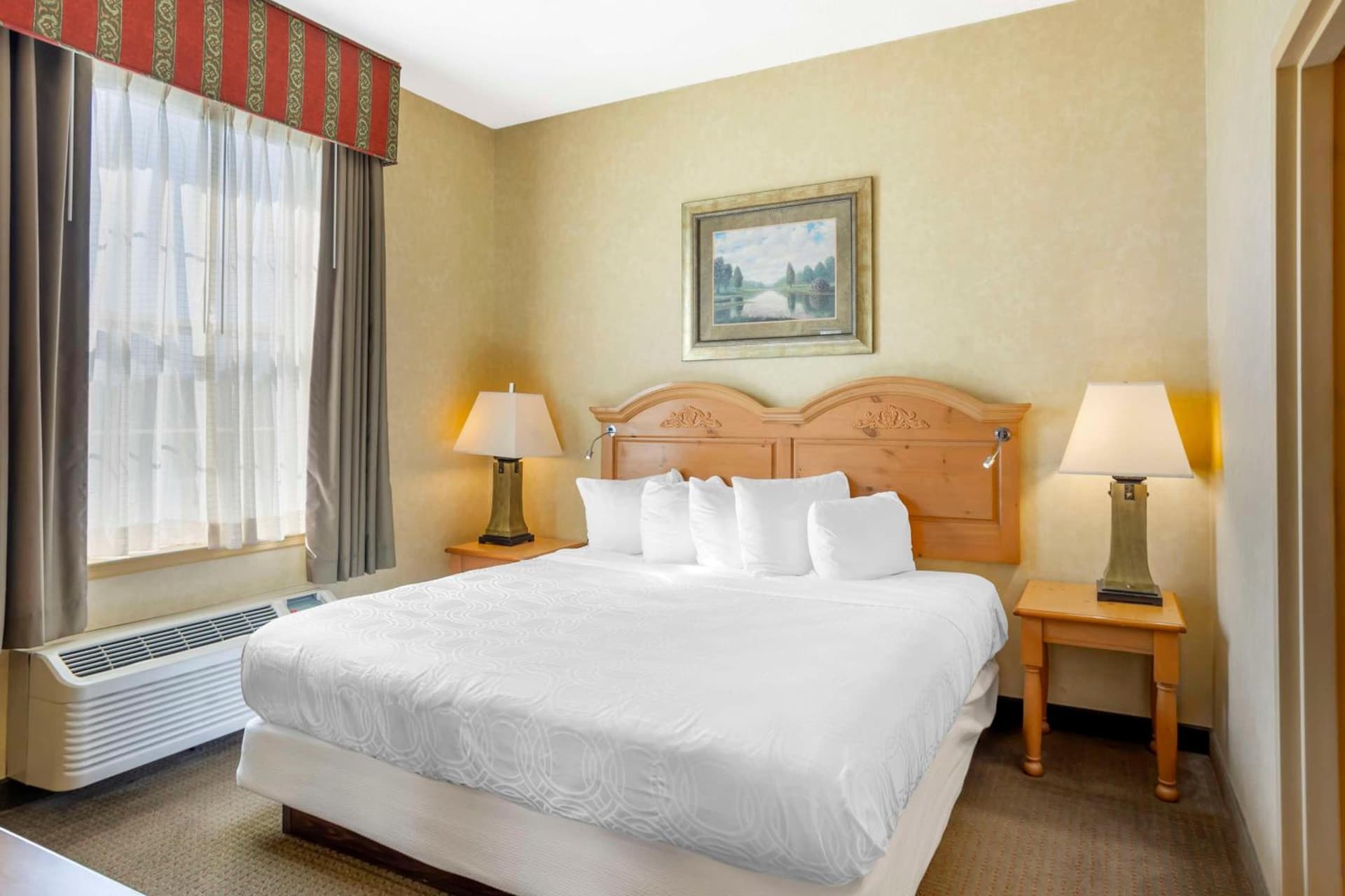 Best Western PLUS Revere Inn & Suites gallery photo in Paradise — image 38