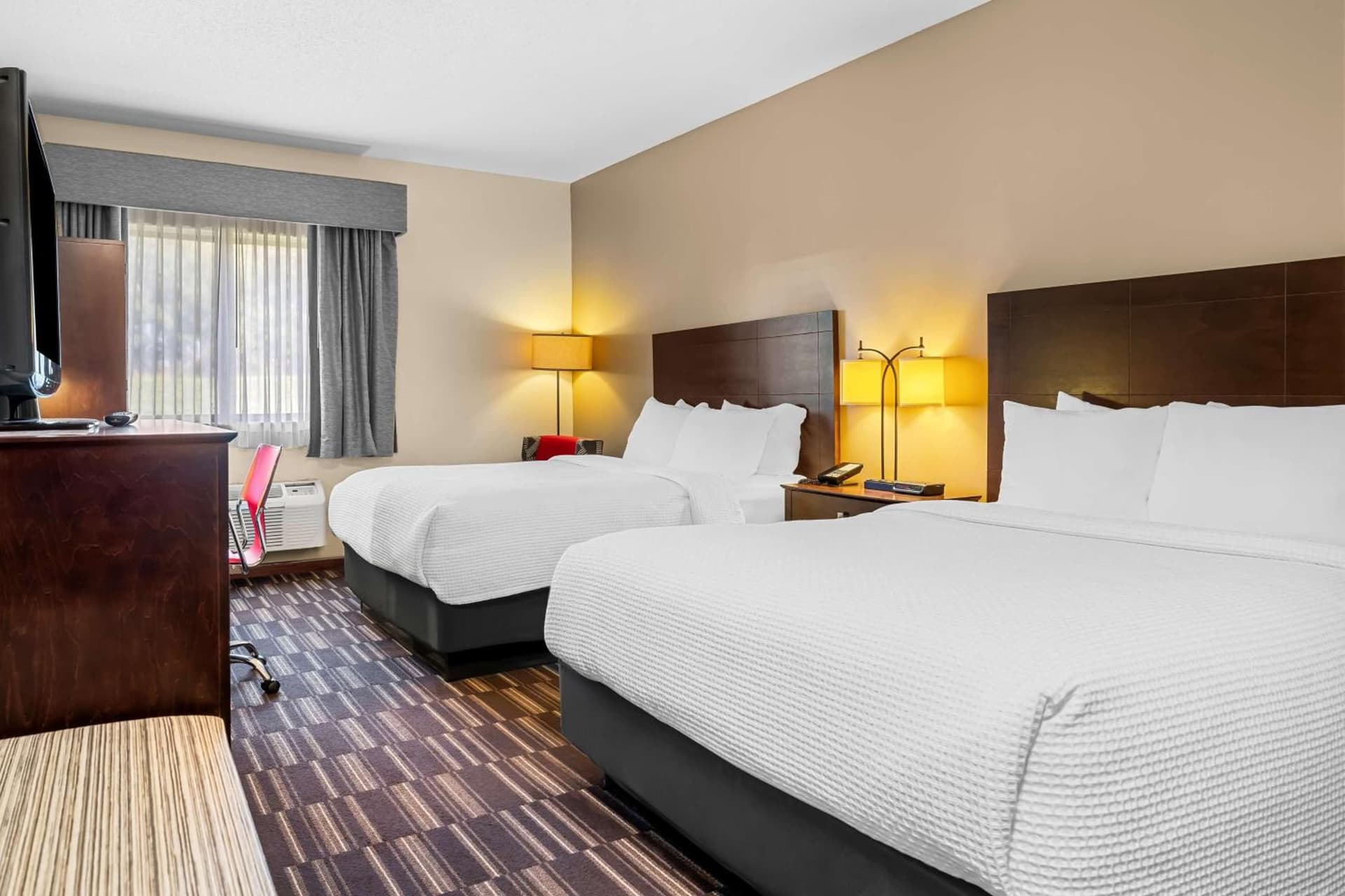 Best Western University Inn property views in Urbana, IL — gallery photo 3