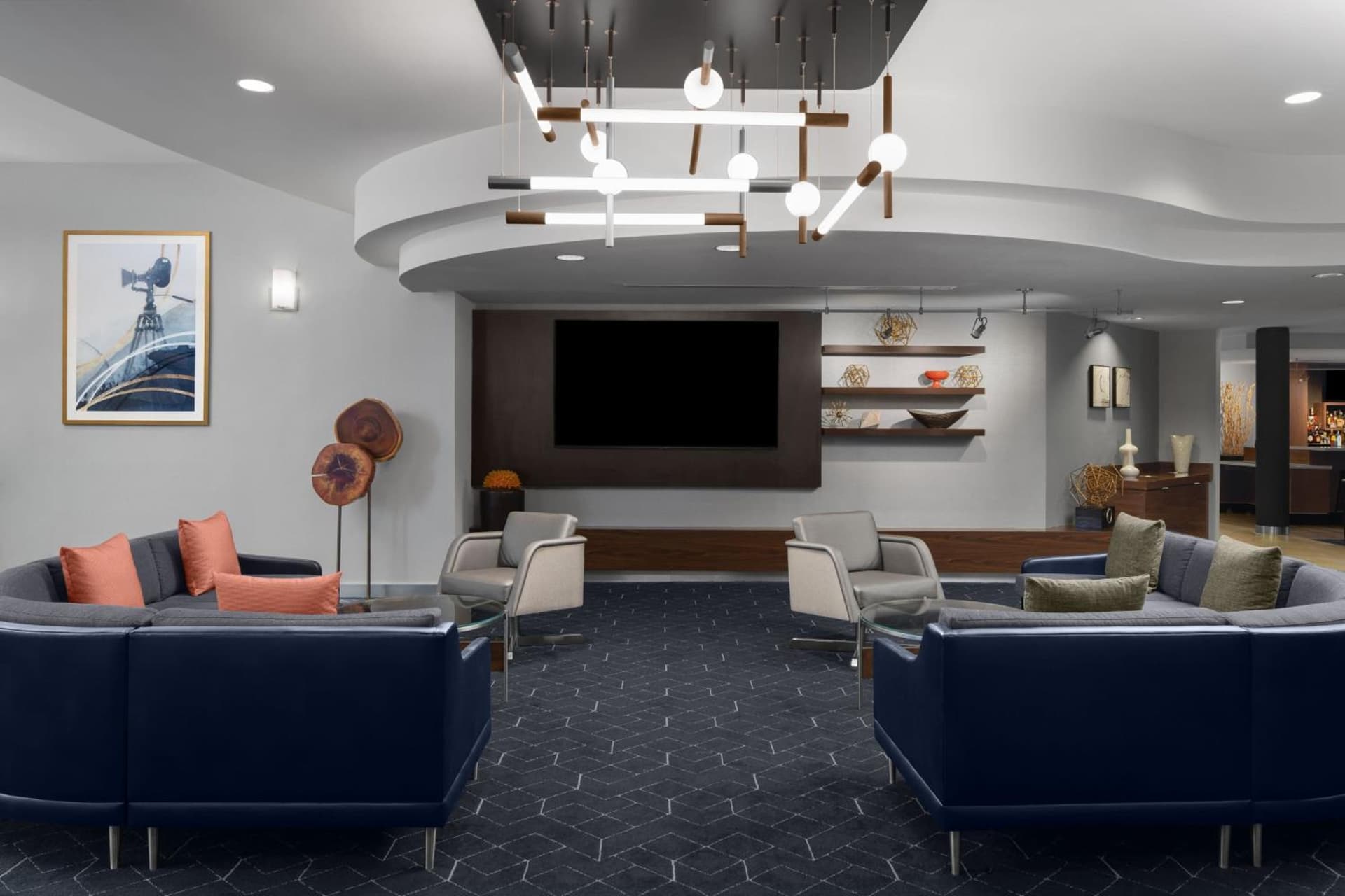 Courtyard Los Angeles Burbank Airport interior in Burbank, CA — gallery photo 2
