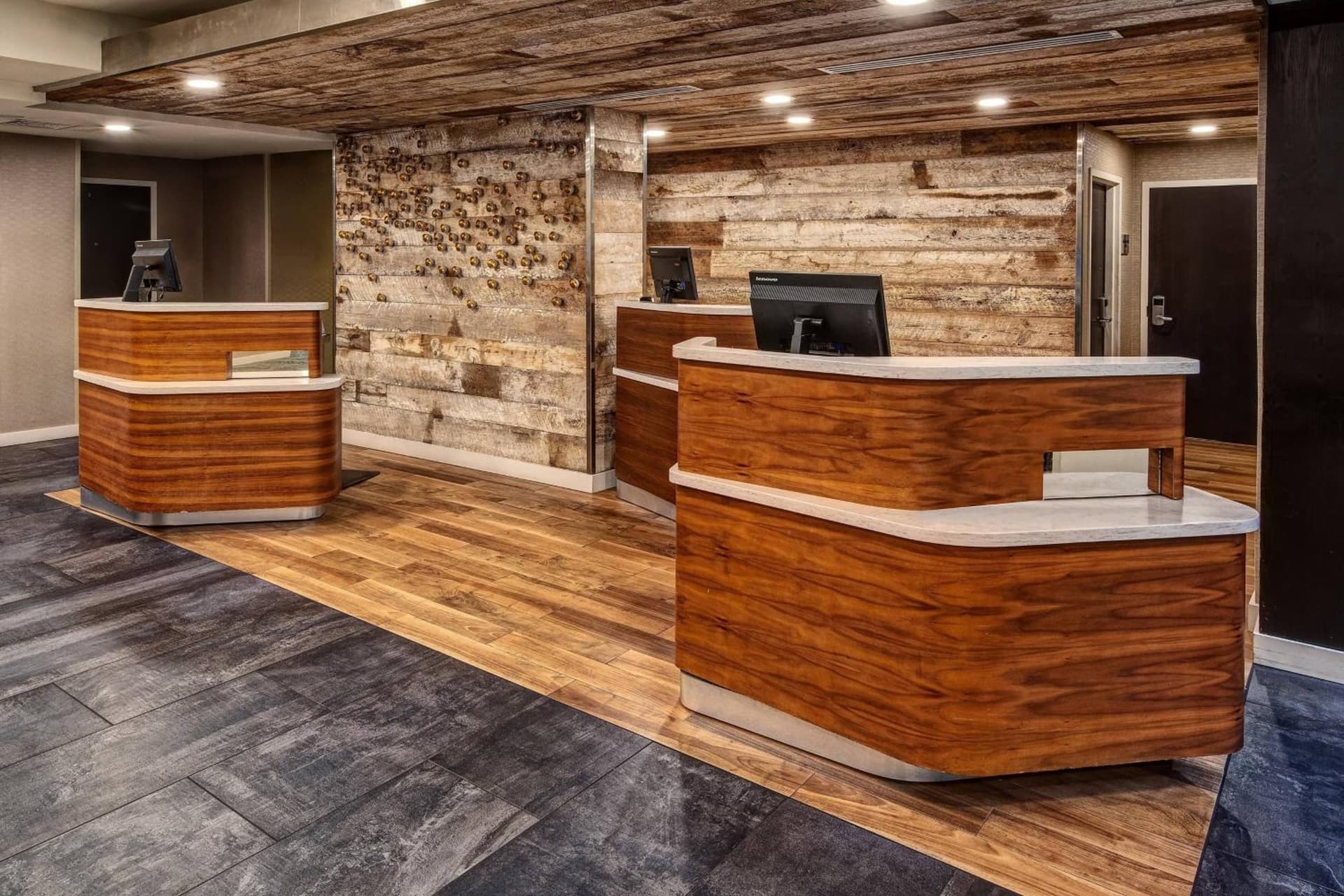 Courtyard by Marriott Nashville Vanderbilt West End property views in Nashville, TN — gallery photo 3